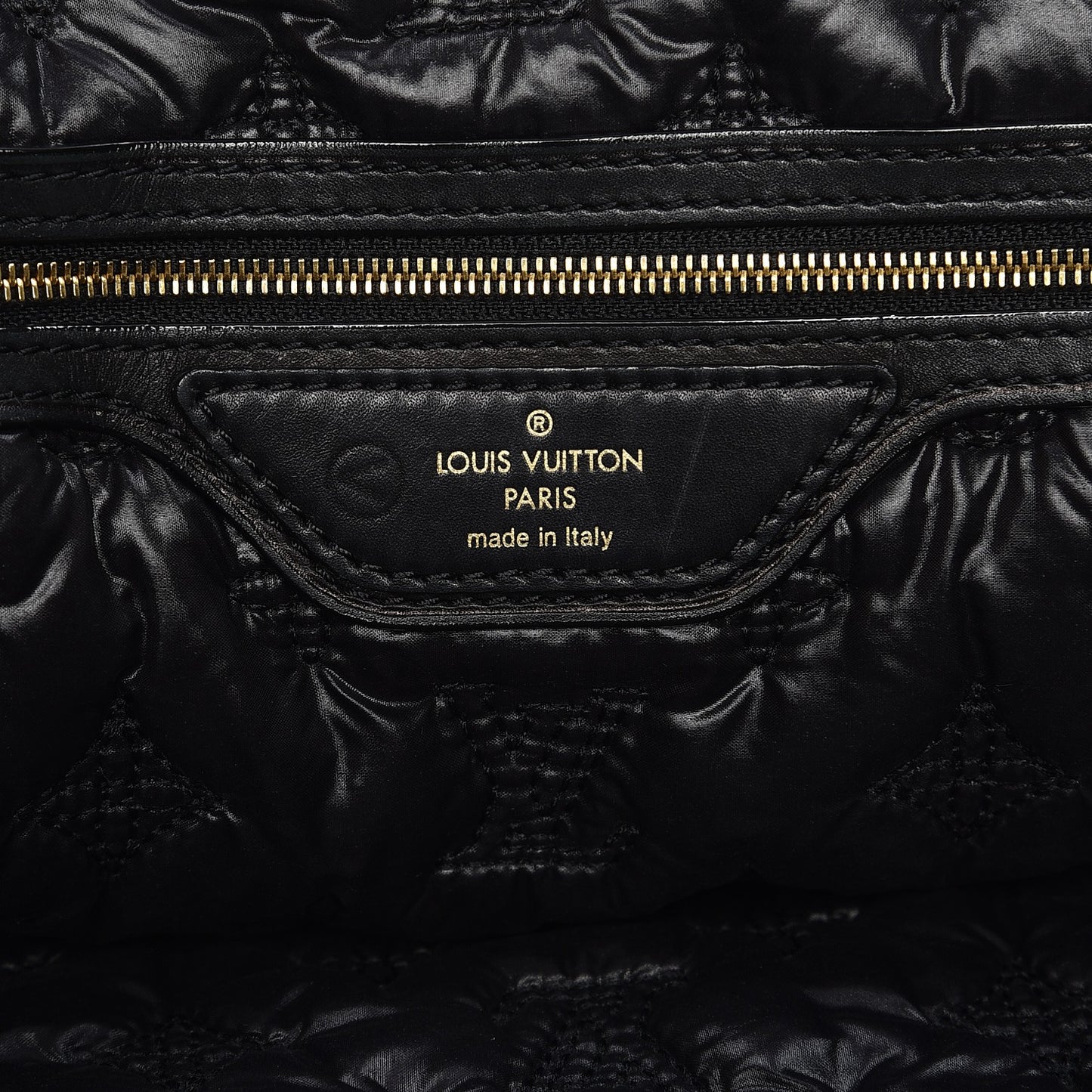 Monogram Desire Lockit Vertical GM Black