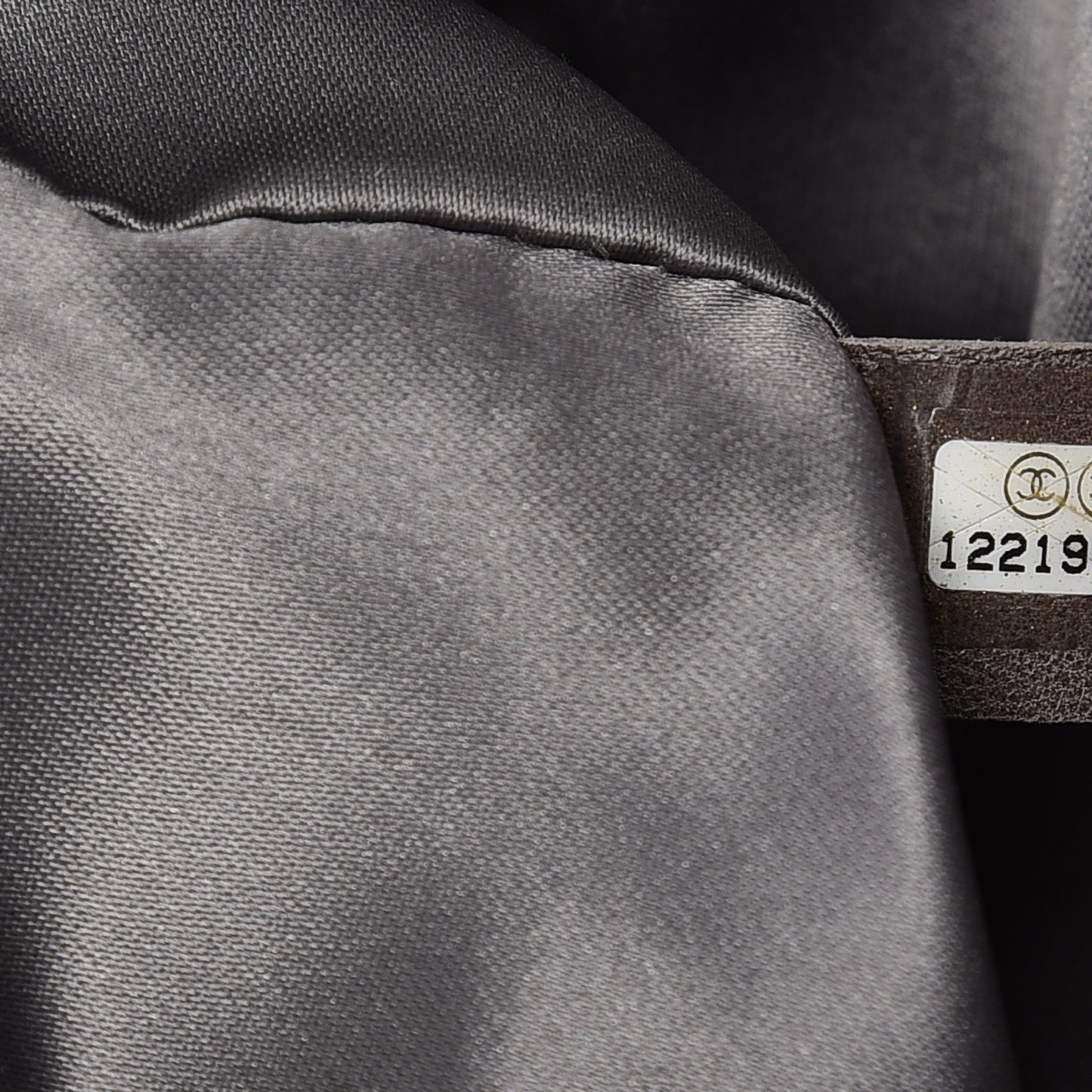 Vinyl Graphic Edge Flap Silver