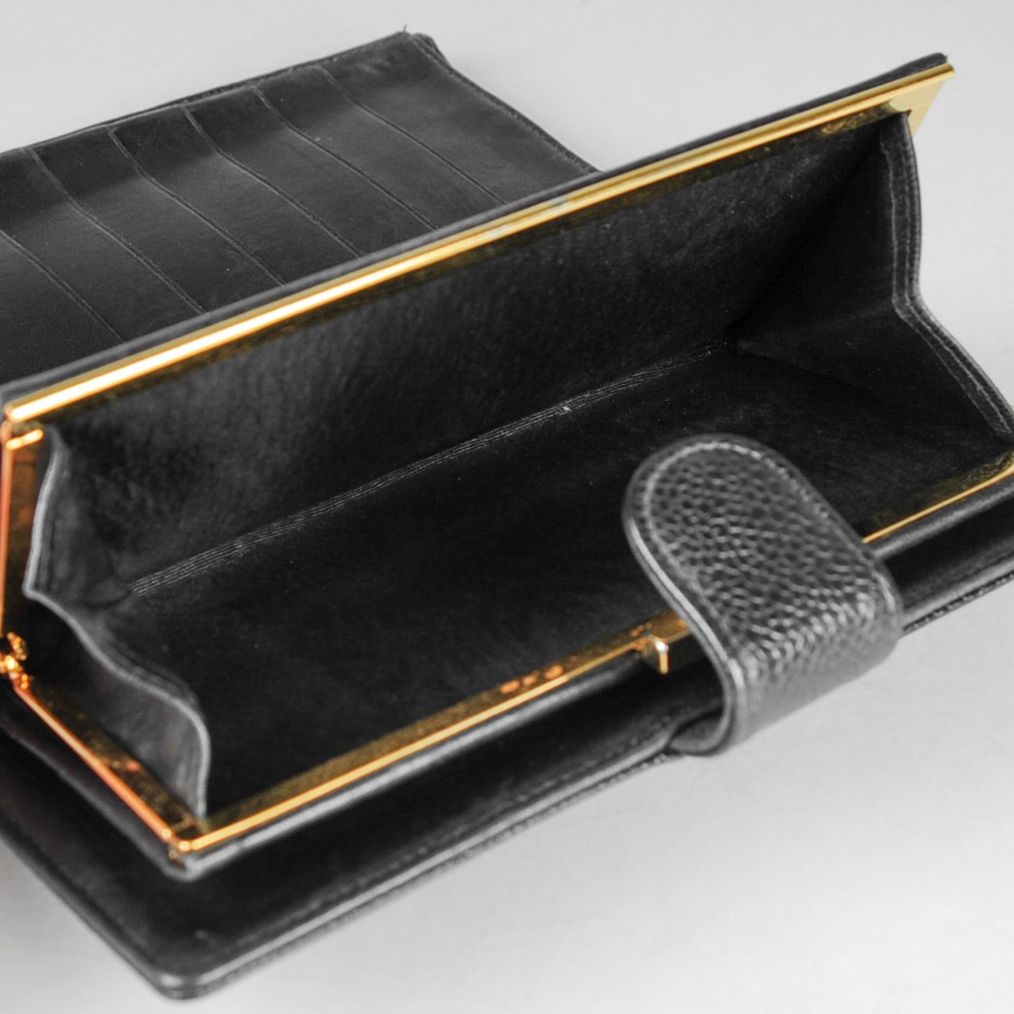 Caviar Timeless CC French Wallet Black