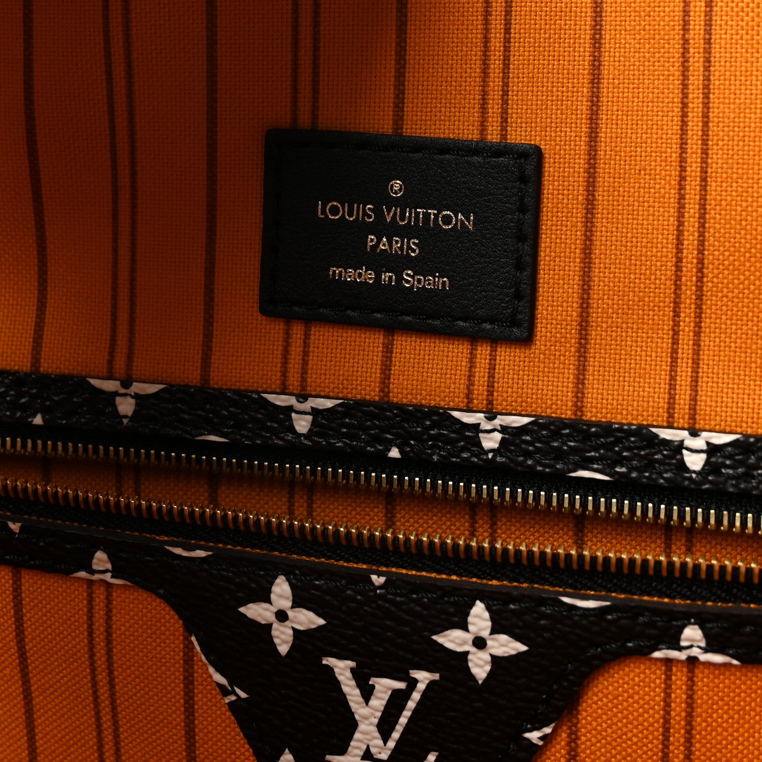 Louis Vuitton Monogram Giant Jungle Neverfull MM Black 6 of 9