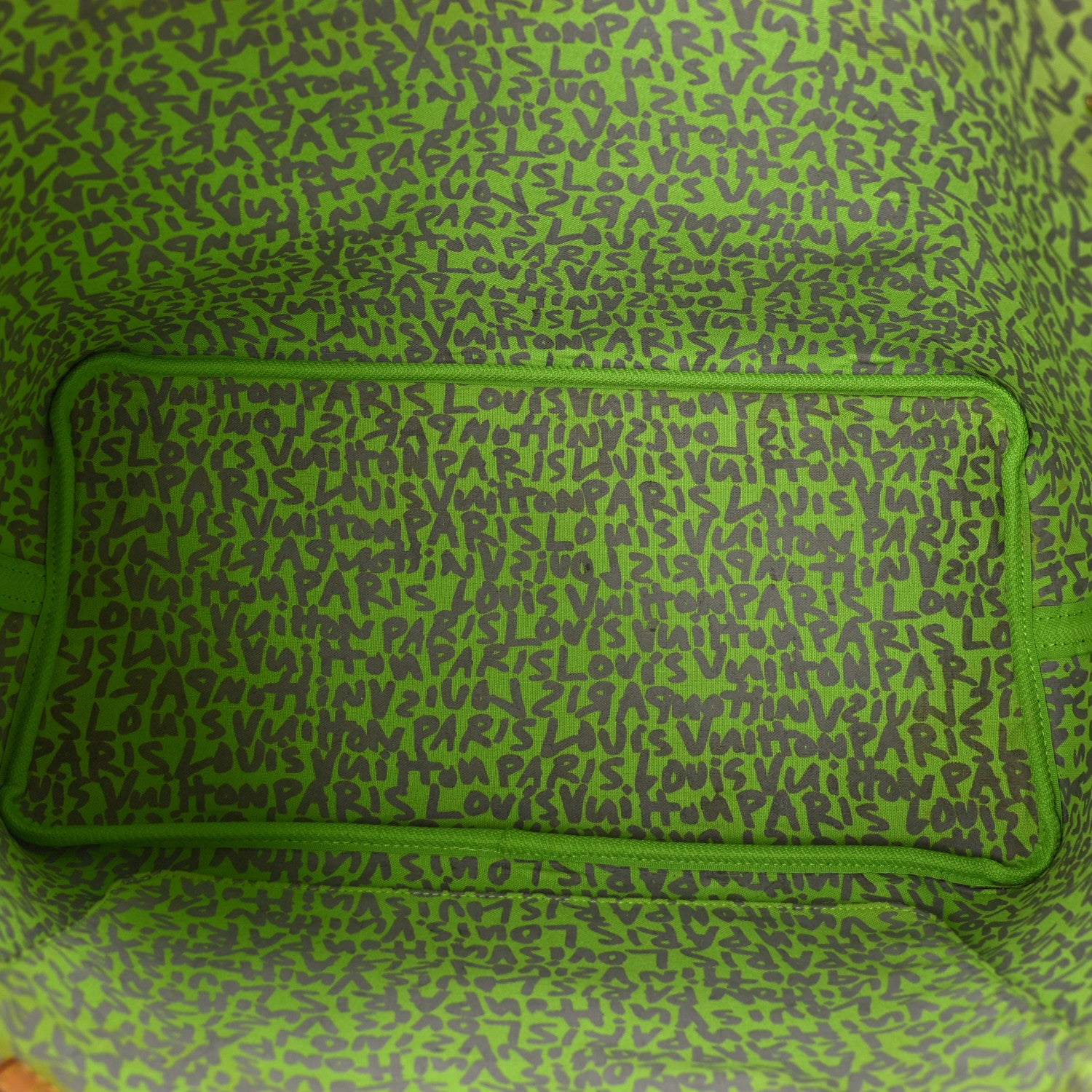 Louis Vuitton Monogram Graffiti Neverfull GM Green 5 of 8