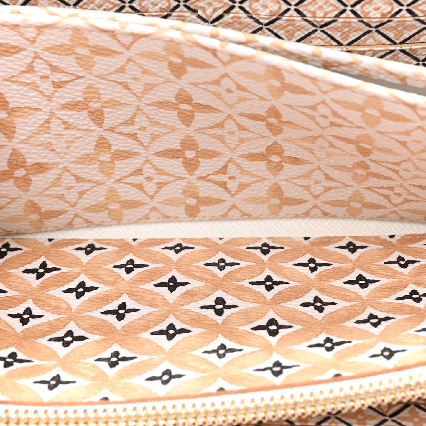 Monogram Giant By The Pool Zippy Wallet Resort Beige
