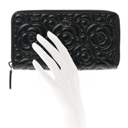 Chanel Iridescent Lambskin Camellia Embossed Large Zip Around Gusset Wallet Black 2 of 9