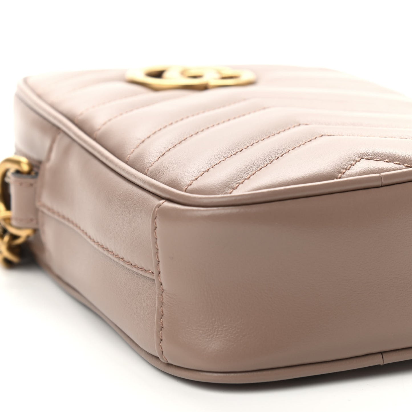 Calfskin Matelasse Mini GG Marmont Crossbody Bag Porcelain Rose