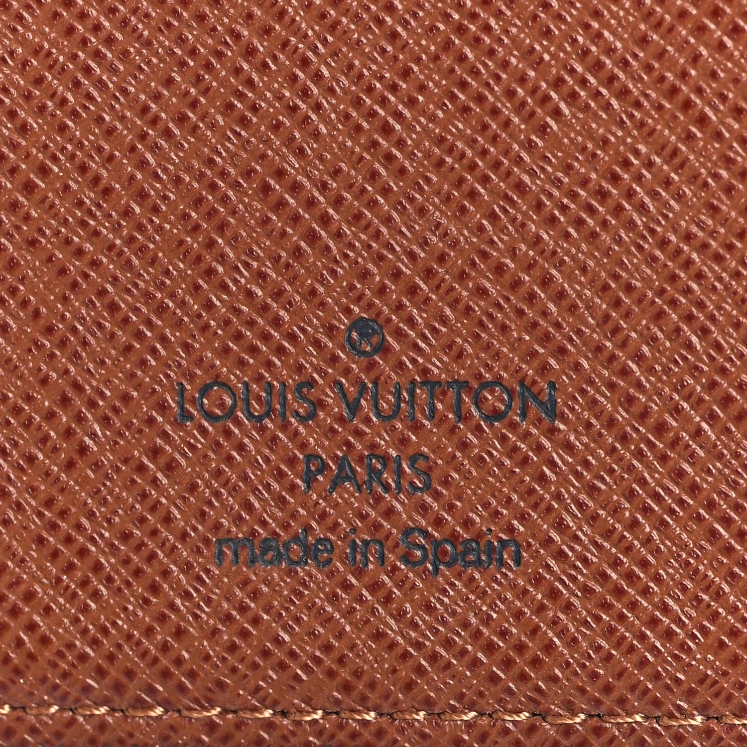 Louis Vuitton Monogram Small Ring Agenda Cover 6 of 8