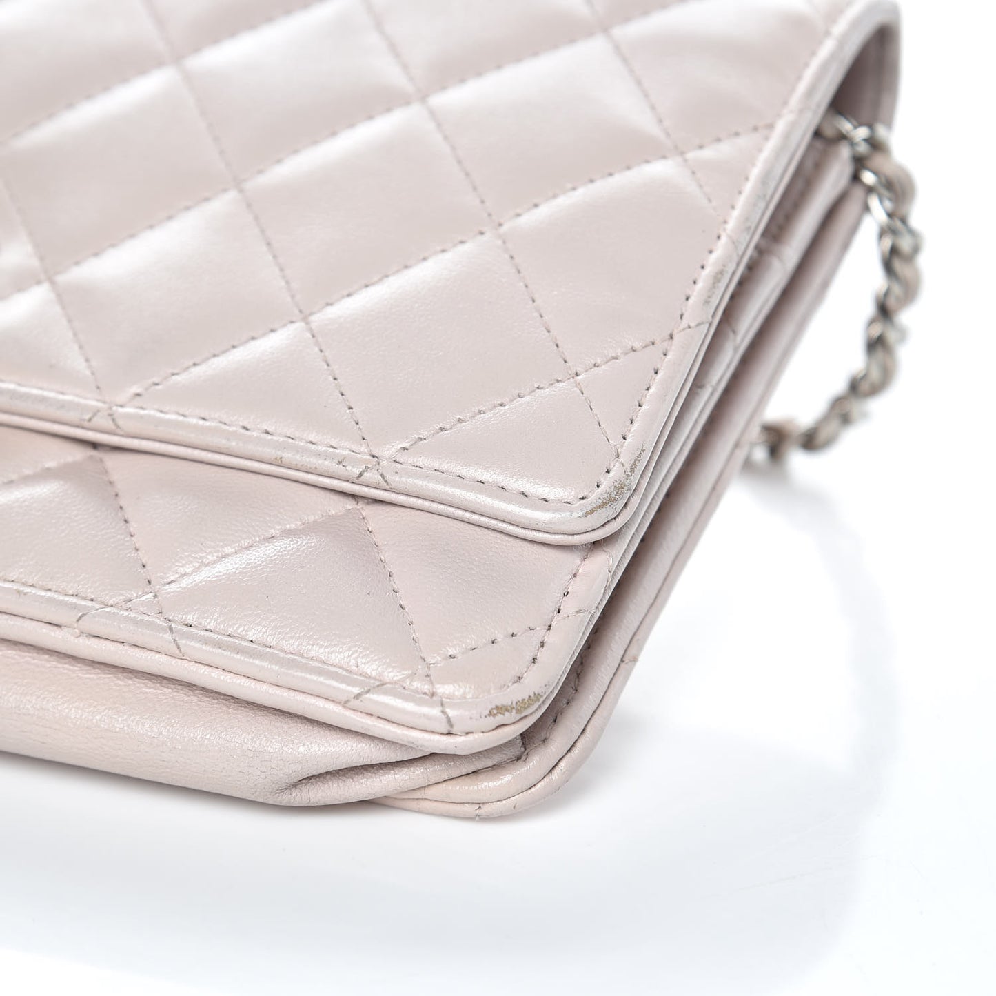 Lambskin Quilted Wallet On Chain WOC Rose Pale