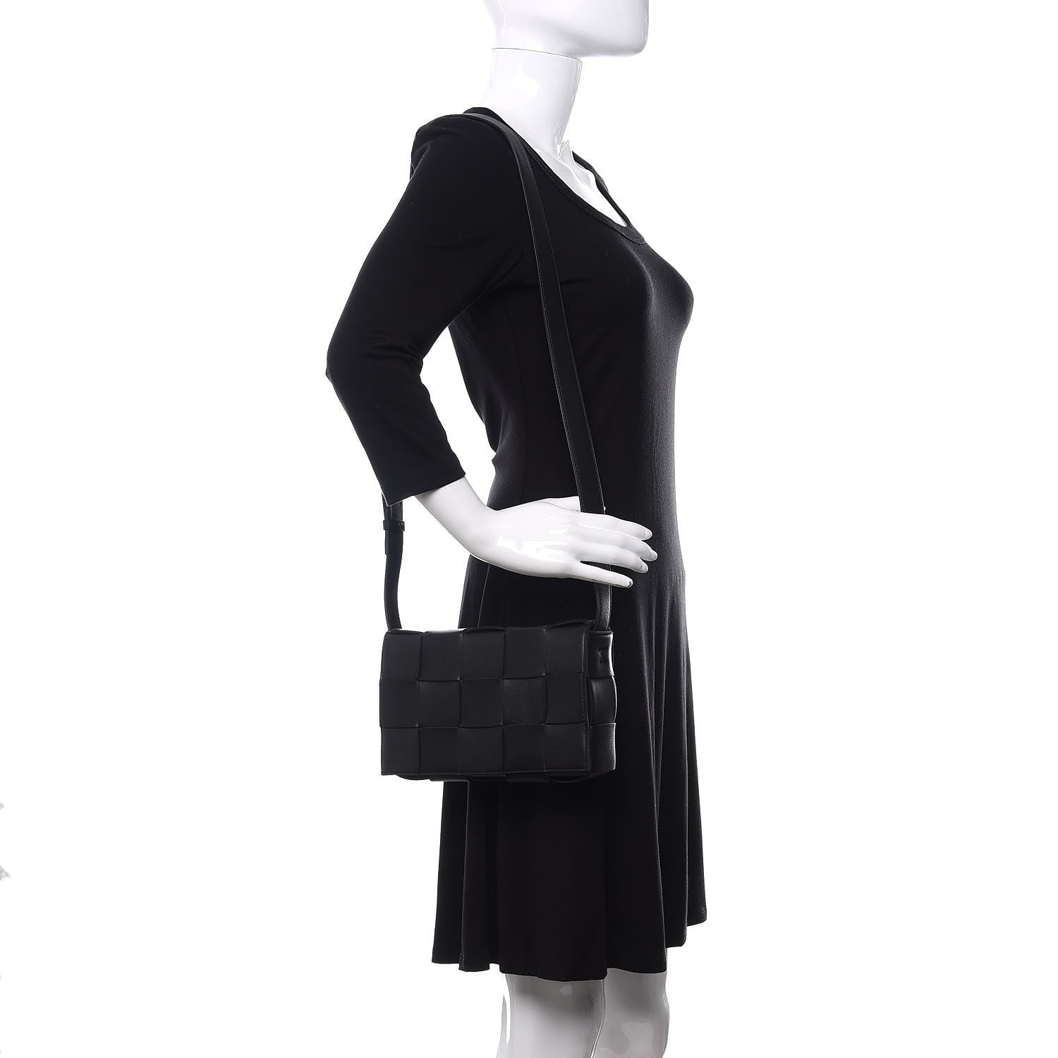 Bottega Veneta Lambskin Maxi Intrecciato Cassette Crossbody Bag Black 2 of 14