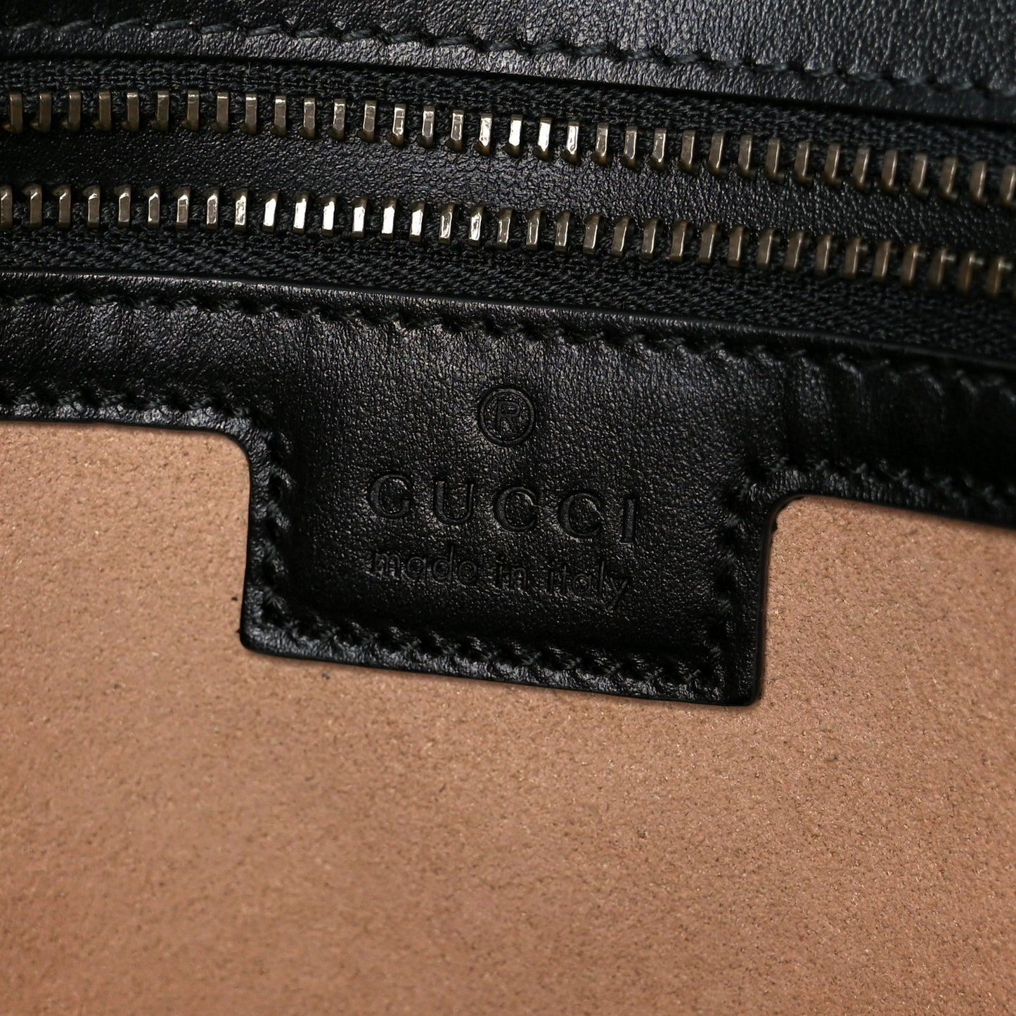 Calfskin Matelasse Medium GG Marmont Shoulder Bag Black