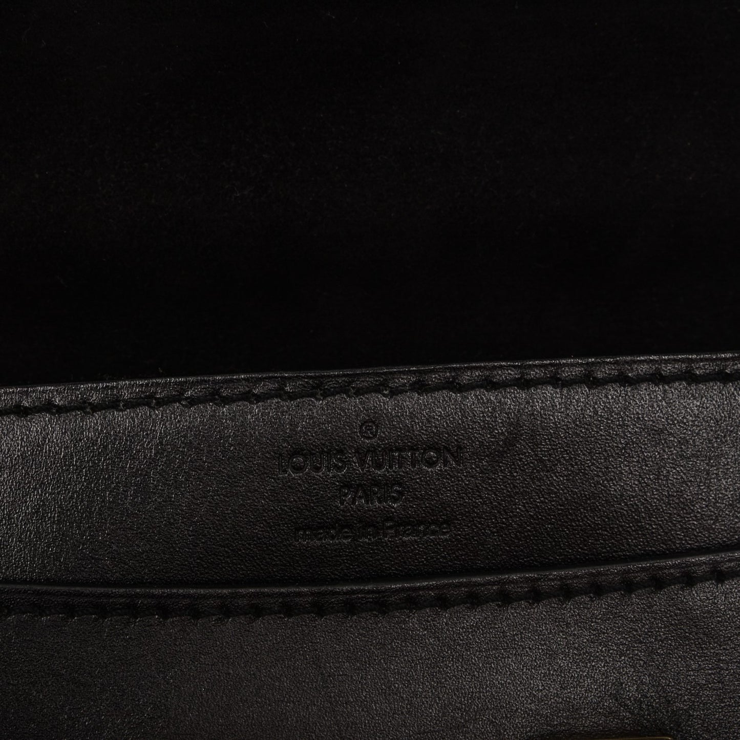 Calfskin Chain Louise MM Black