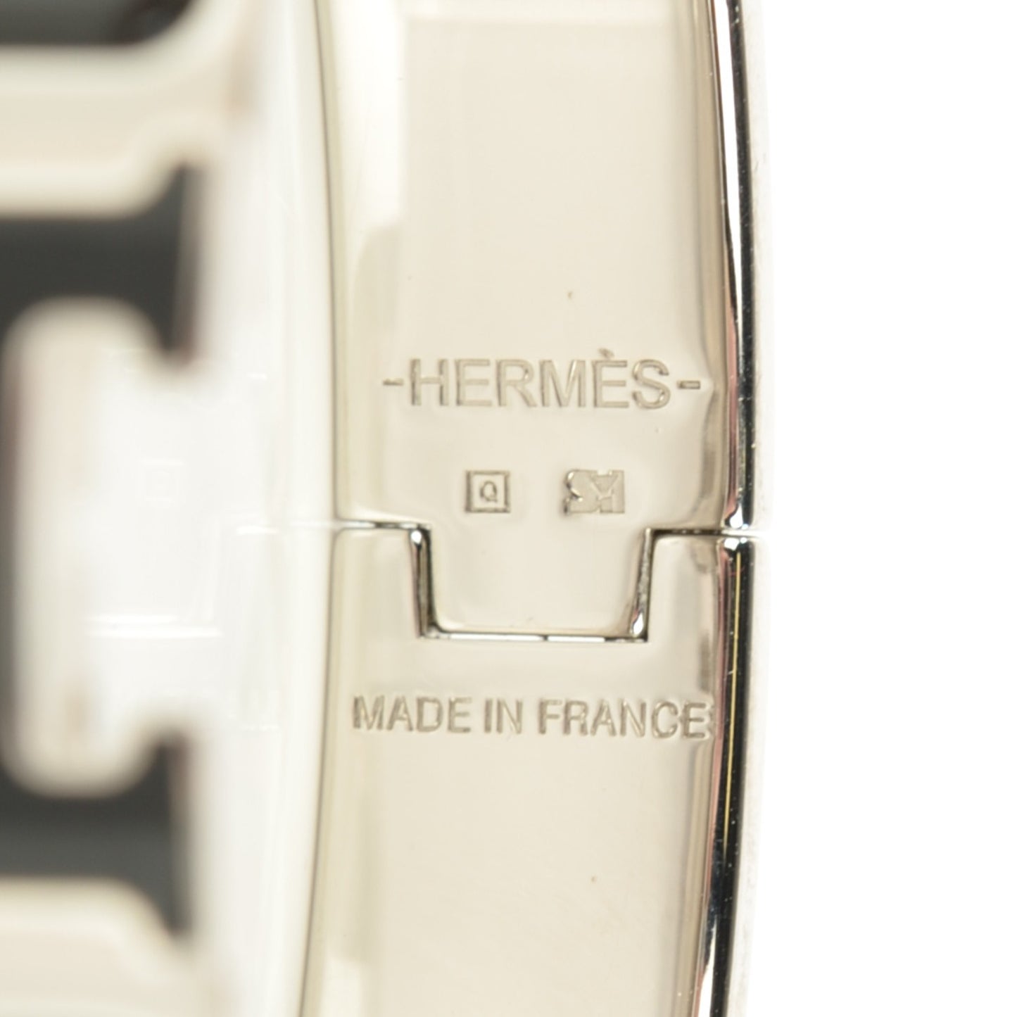 Enamel Narrow Clic Clac H Bracelet PM Black