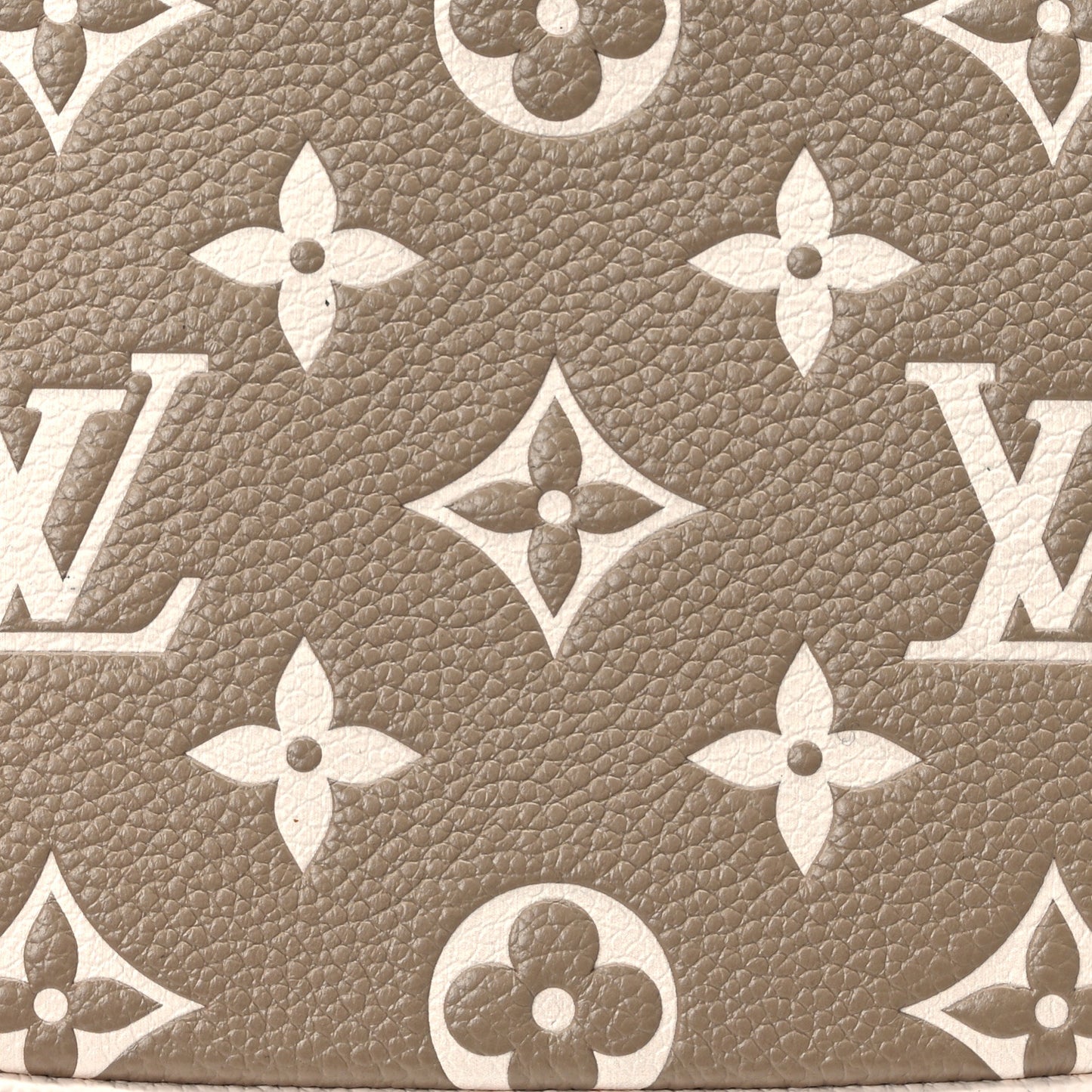 Empreinte Spring in the City Mini Pochette Accessories Kaki Beige Cream