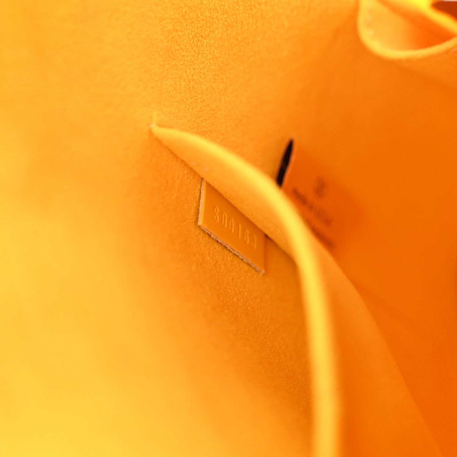 Louis Vuitton Epi Alma PM Citron 7 of 12