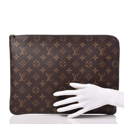 Louis Vuitton Monogram Etui Voyage MM Pouch 2 of 9