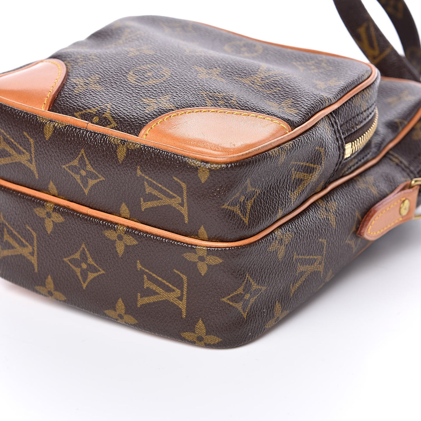 Monogram Amazone
