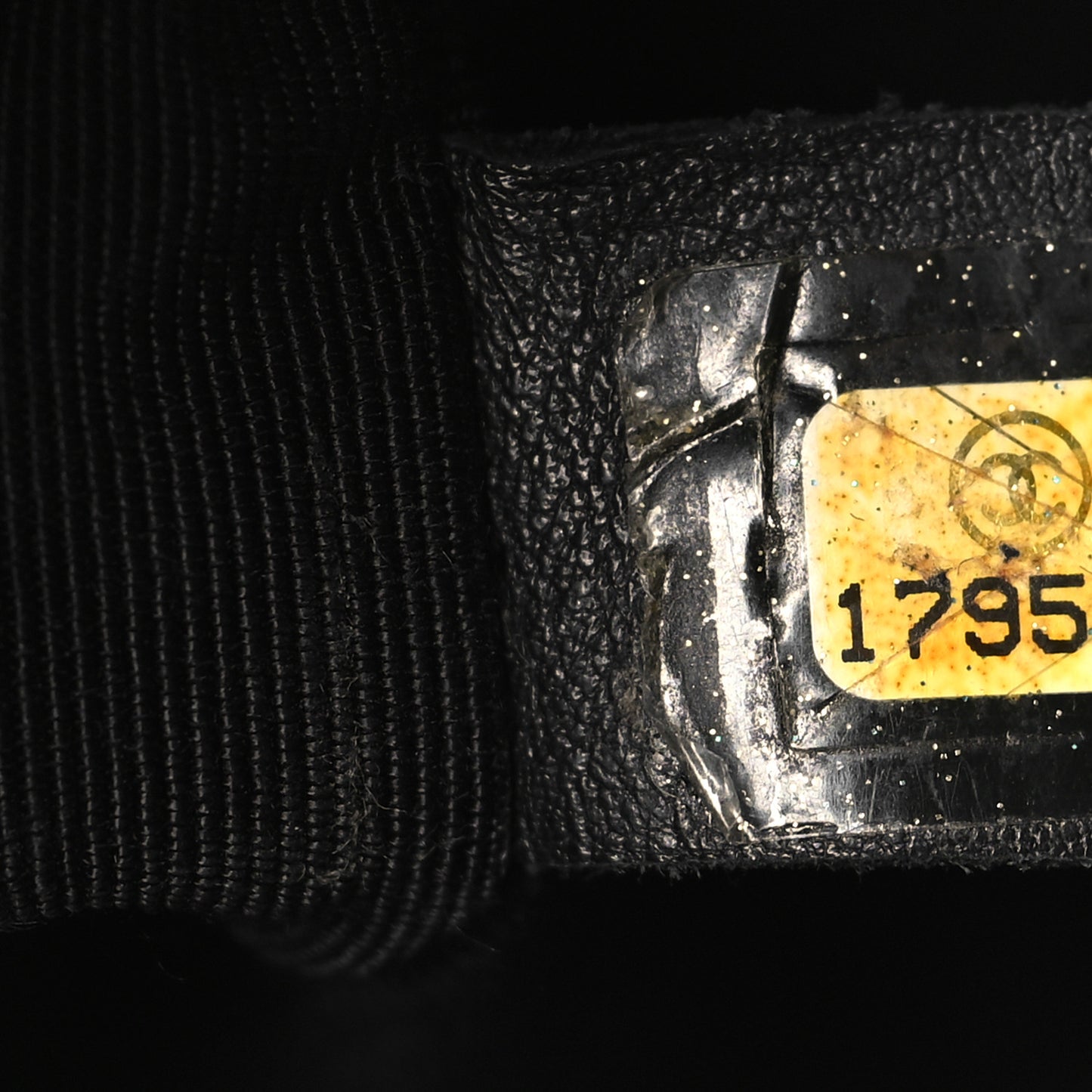 Patent Calfskin Quilted Medium Boy Flap Black