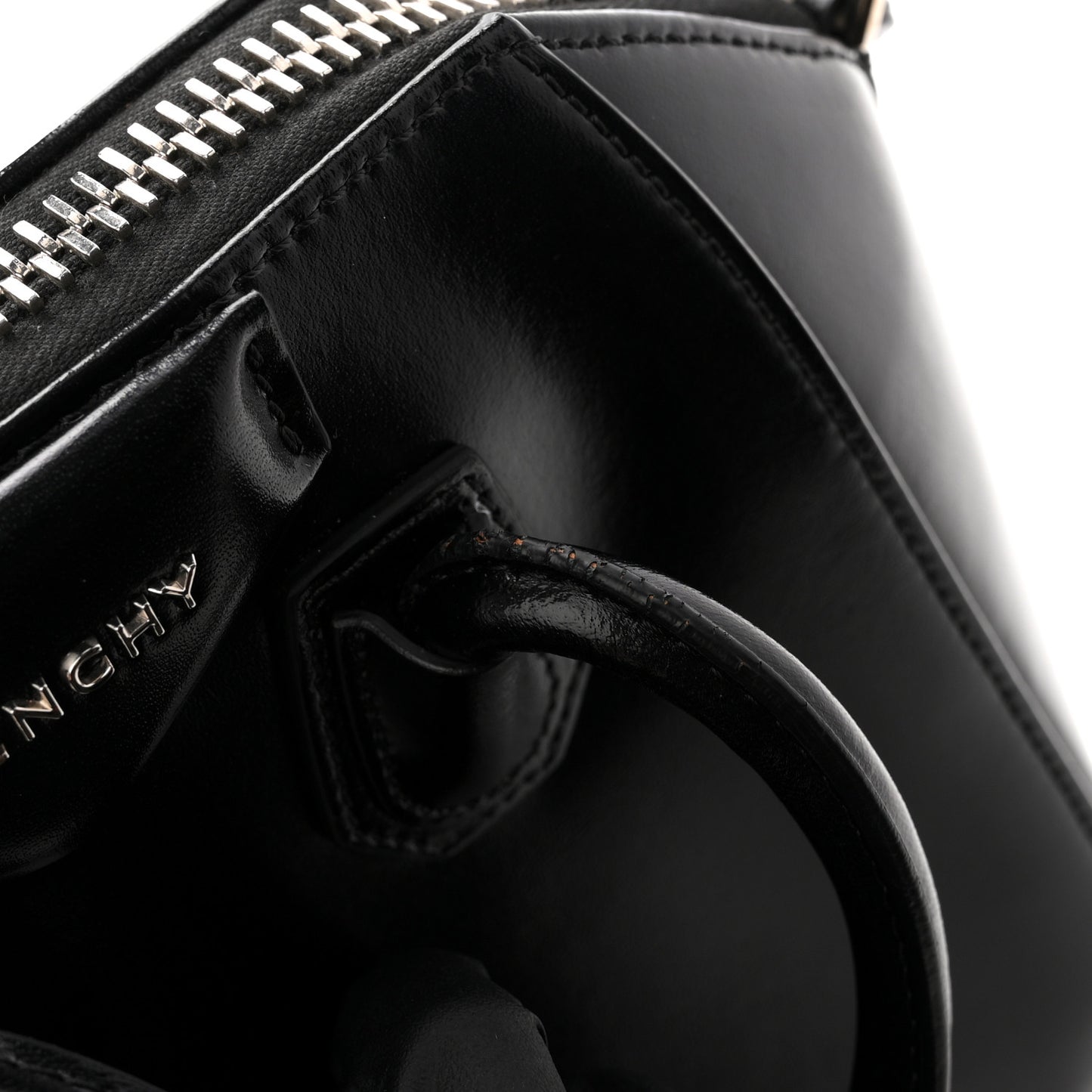 Shiny Lord Calfskin Mini Antigona Black