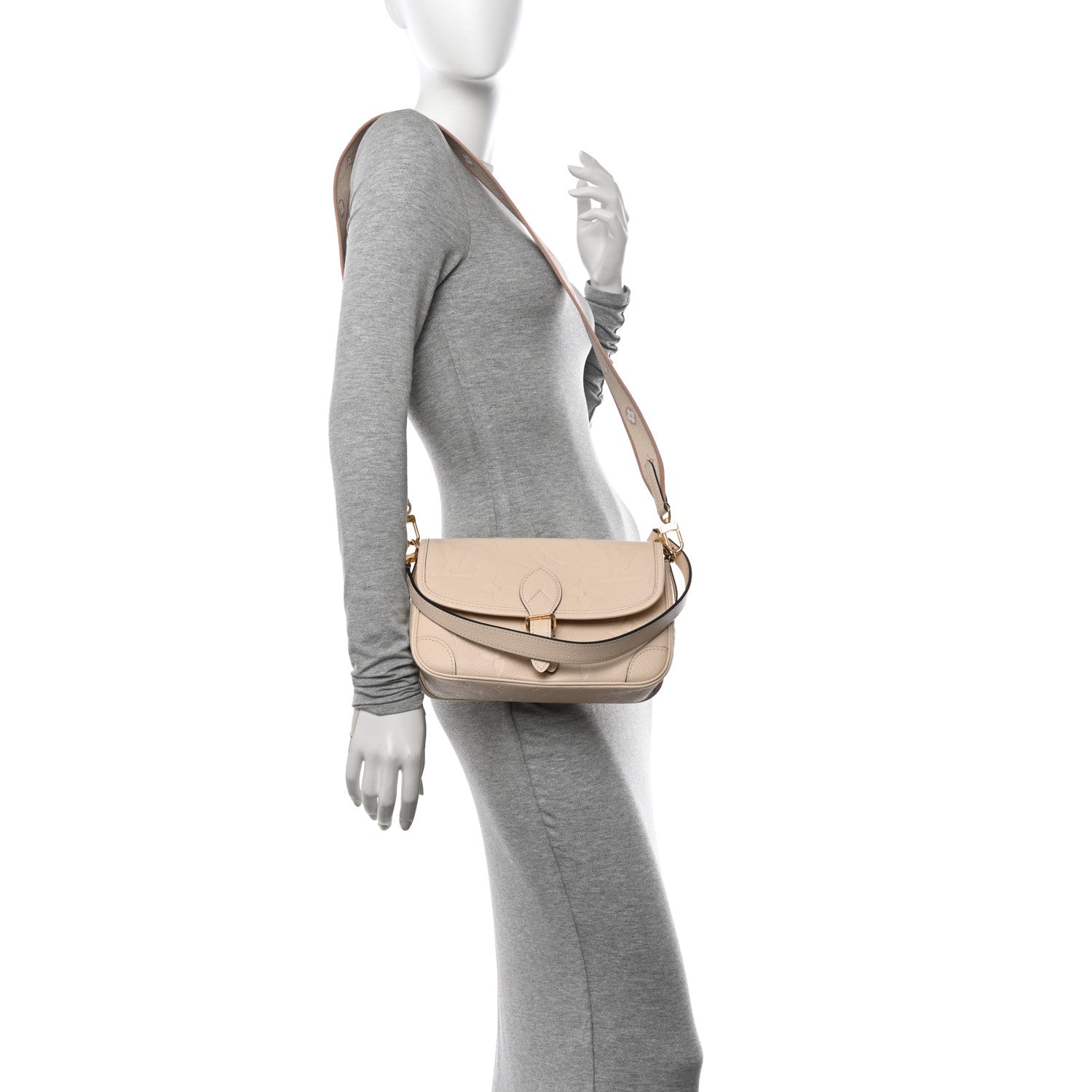Louis Vuitton Empreinte Monogram Giant Diane Cream 2 of 9