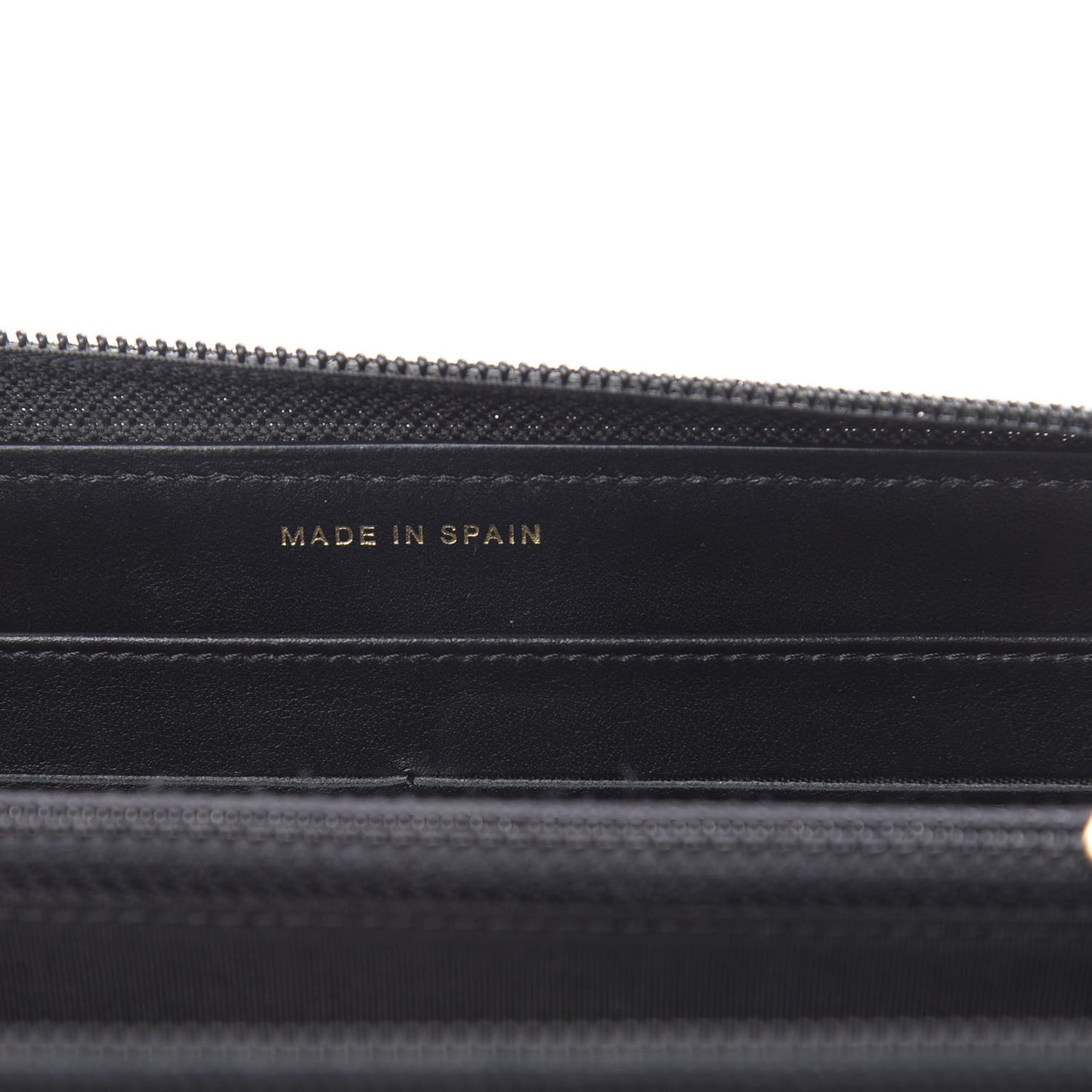 Caviar Large Timeless CC Zip Around Wallet Black