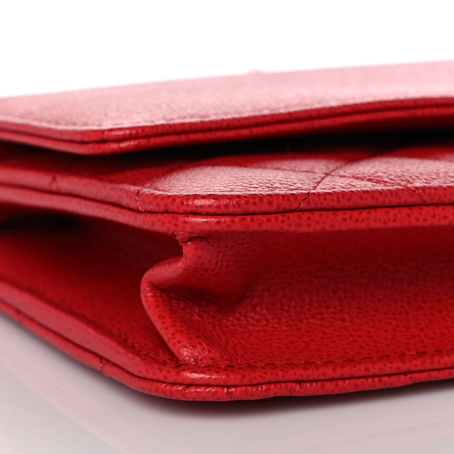 Grained Calfskin Quilted CC Box Wallet On Chain WOC Red