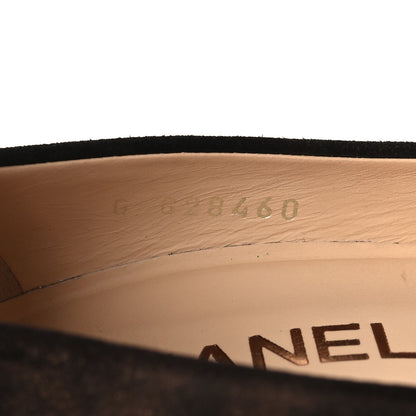 Chanel Coated Suede CC Cap Toe Pumps 38.5 Black Brown 9 of 9