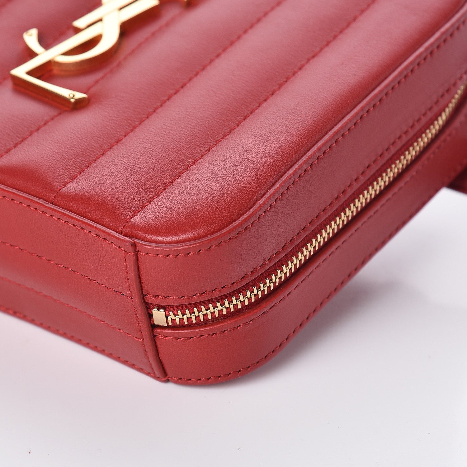 Saint Laurent Lambskin Matelasse Vicky Monogram Belt Bag Eros Red 6 of 11