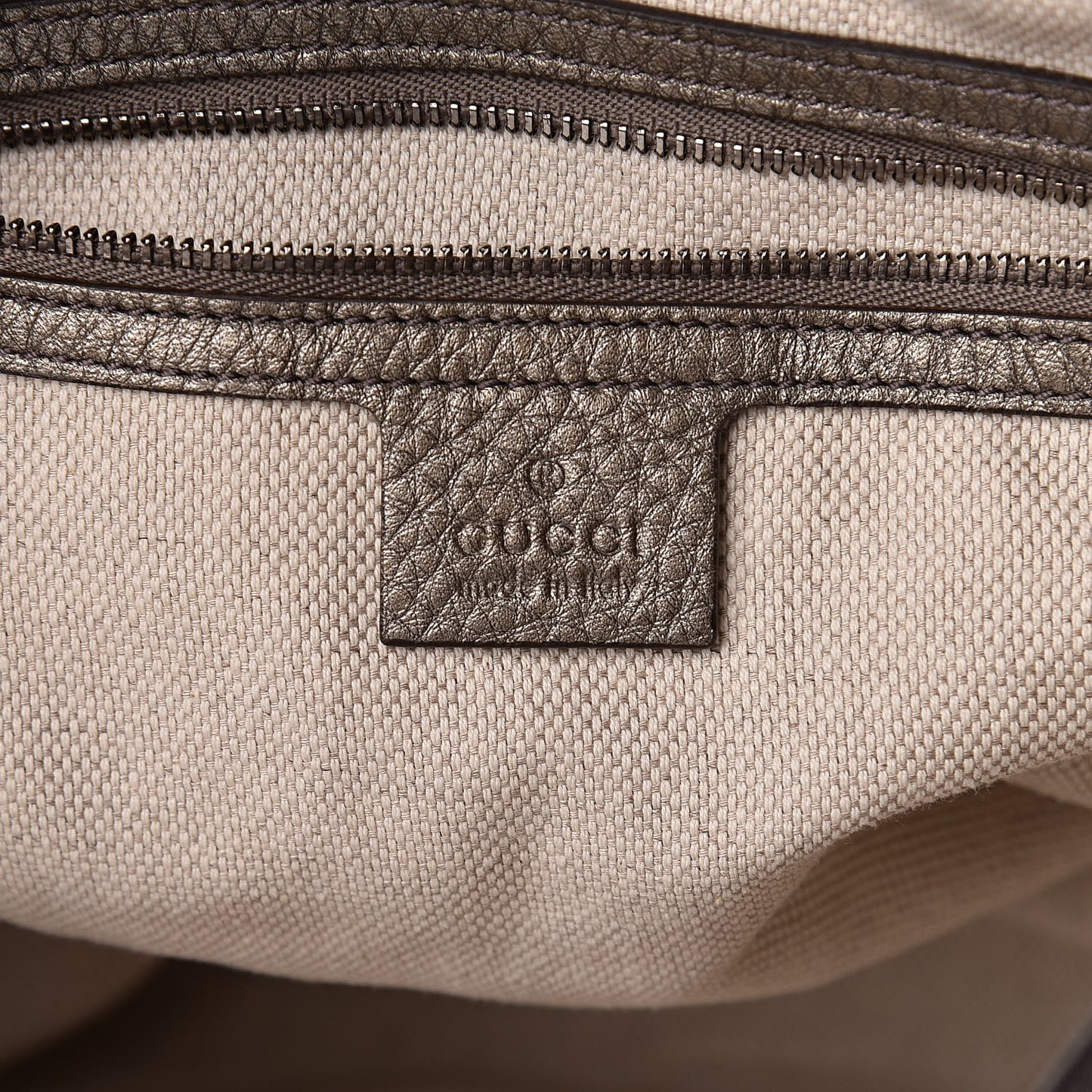 Metallic Pebbled Calfskin Medium Soho Shoulder Bag Sasso