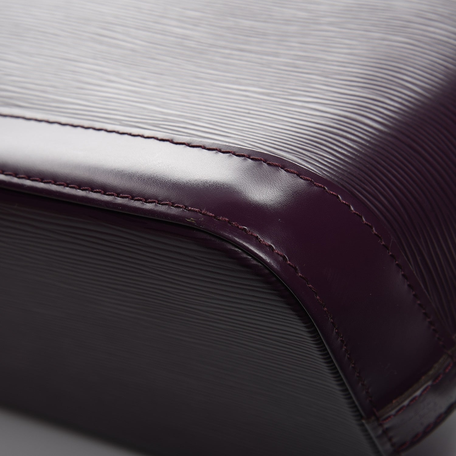 Louis Vuitton Epi Alma PM Cassis 9 of 10