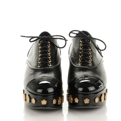 Chanel Crumpled Calfskin Lace Up Platform Oxford 38.5 Black 2 of 7