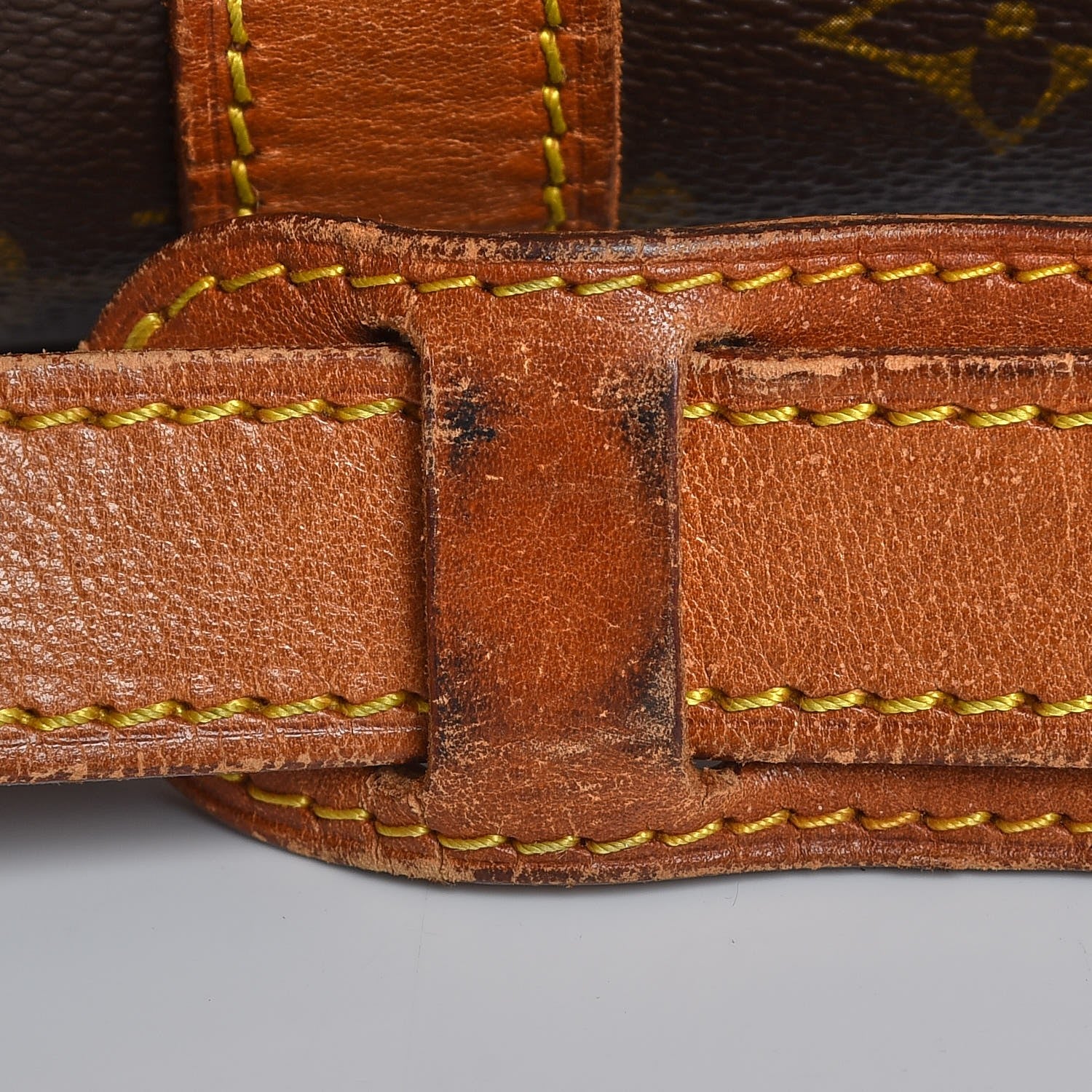 Louis Vuitton Monogram Keepall Bandouliere 60 17 of 24