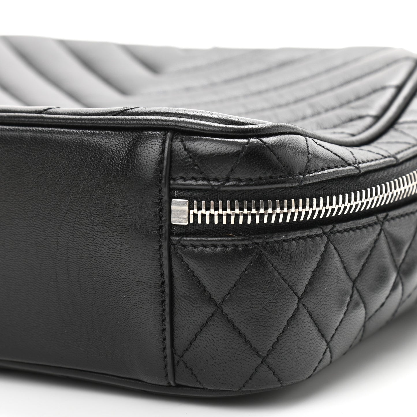 Lambskin Matelasse Chevron Lunchbox Bag Black