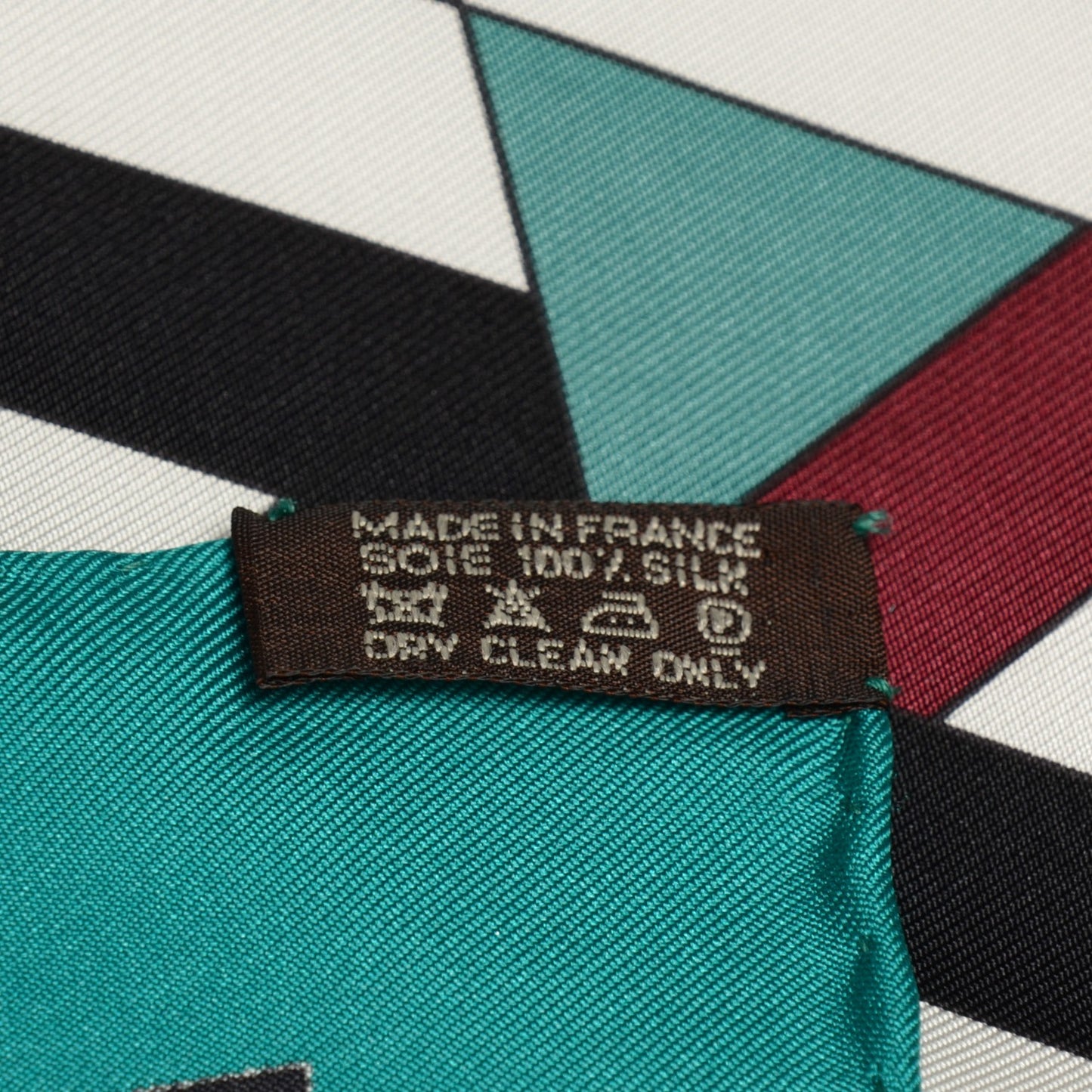 Silk Carre Cube Scarf 90 Canard Blanc Veronese
