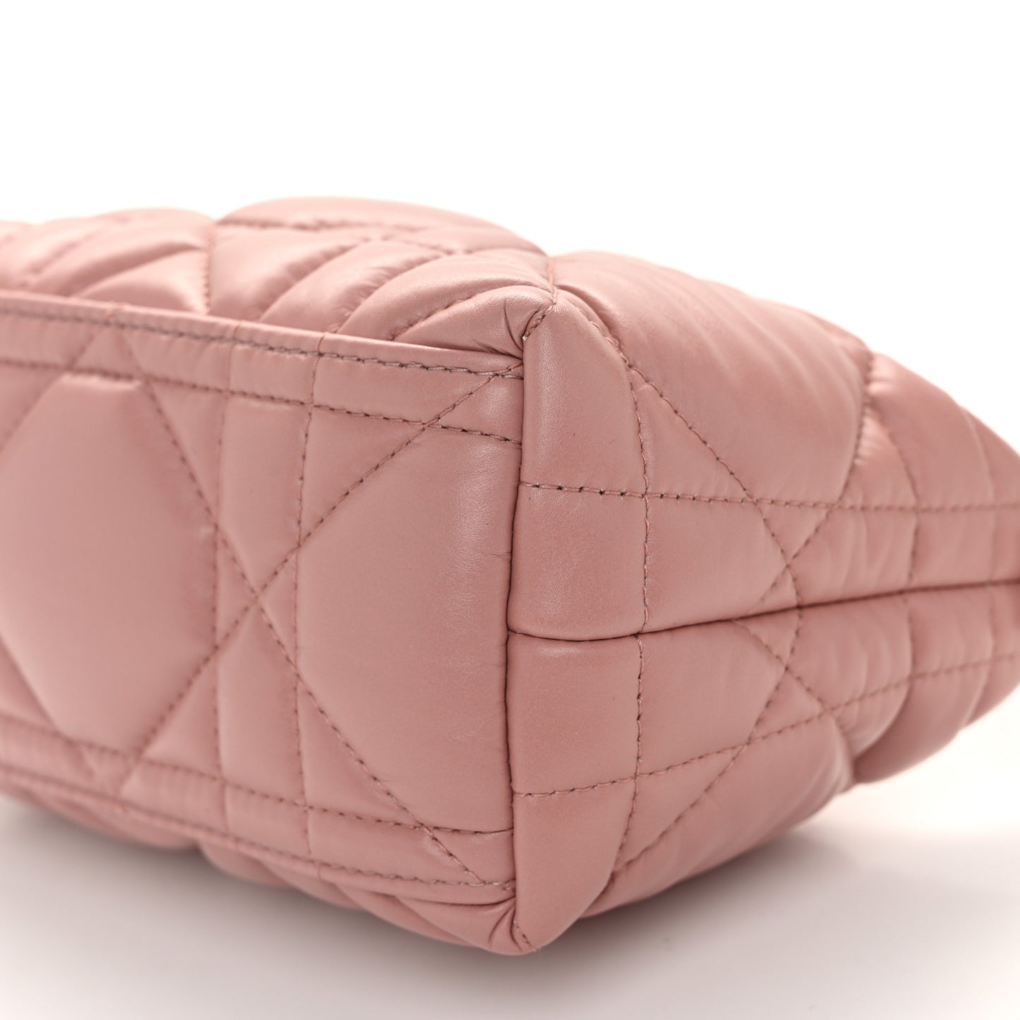 Calfskin Macrocannage Small Diortravel Nomad Pouch Old Rose