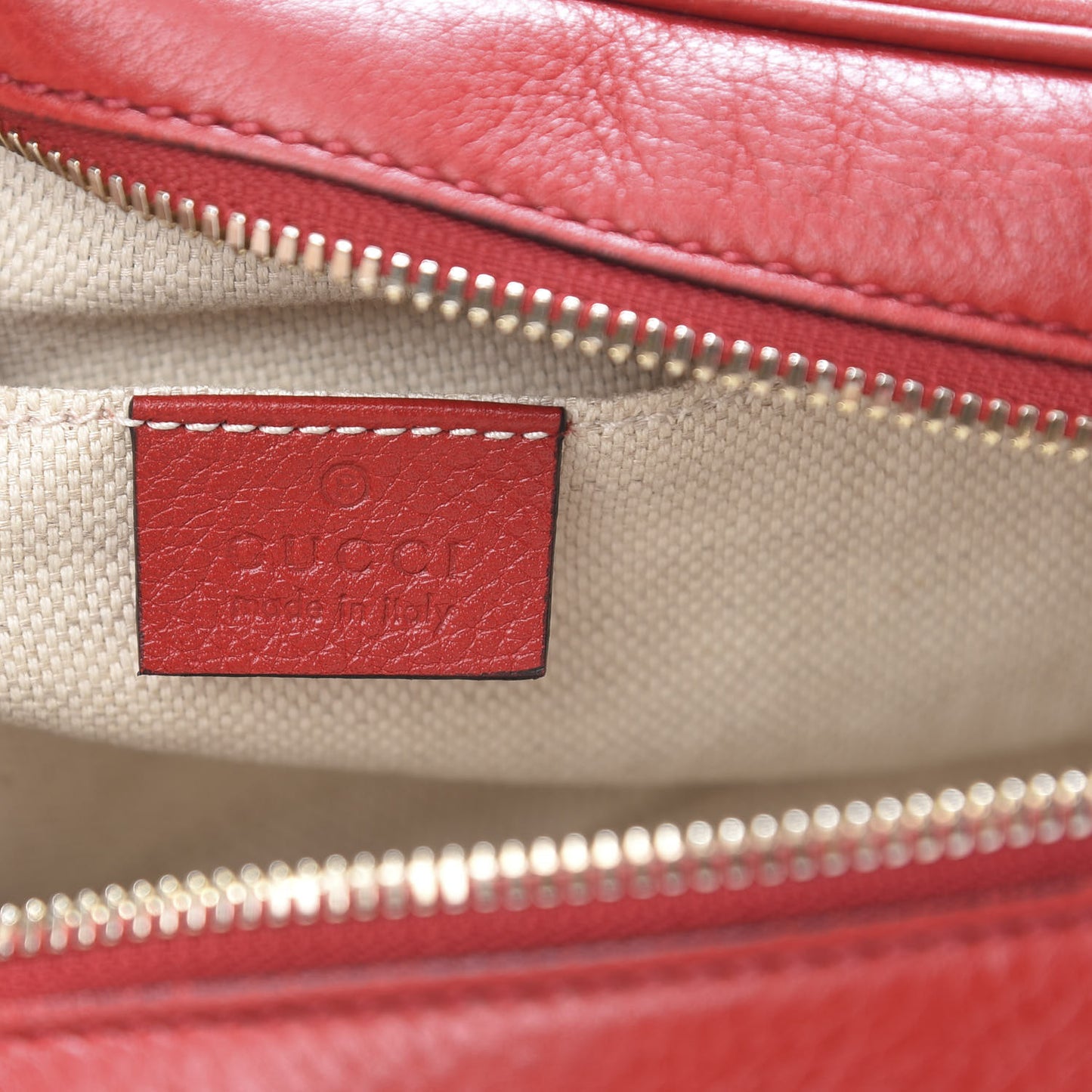 Pebbled Calfskin Small Soho Disco Bag Tabasco Red