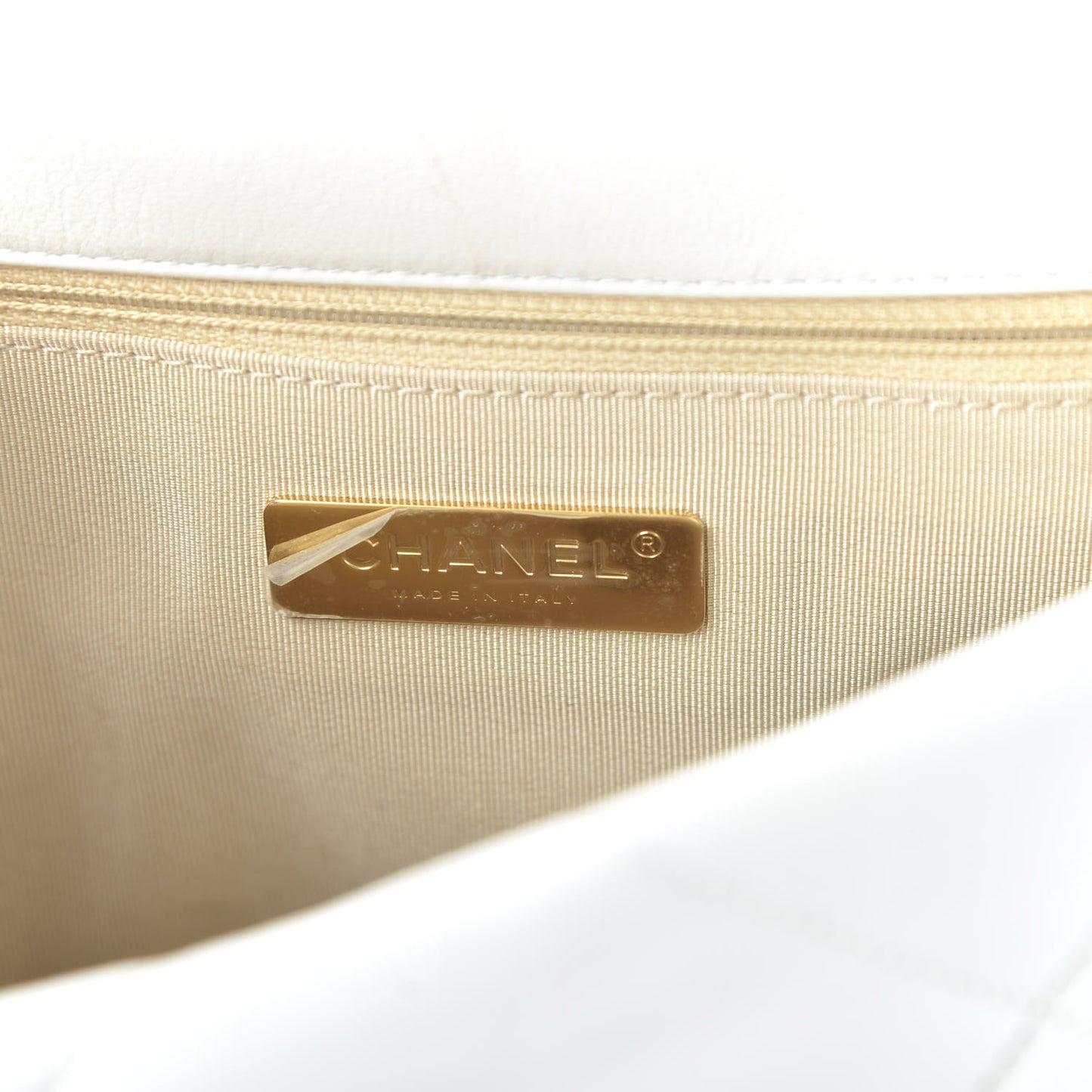 Goatskin Quilted Medium 19 Flap White