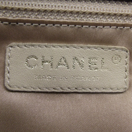 Vinyl Rock and Chain Medium Flap Black