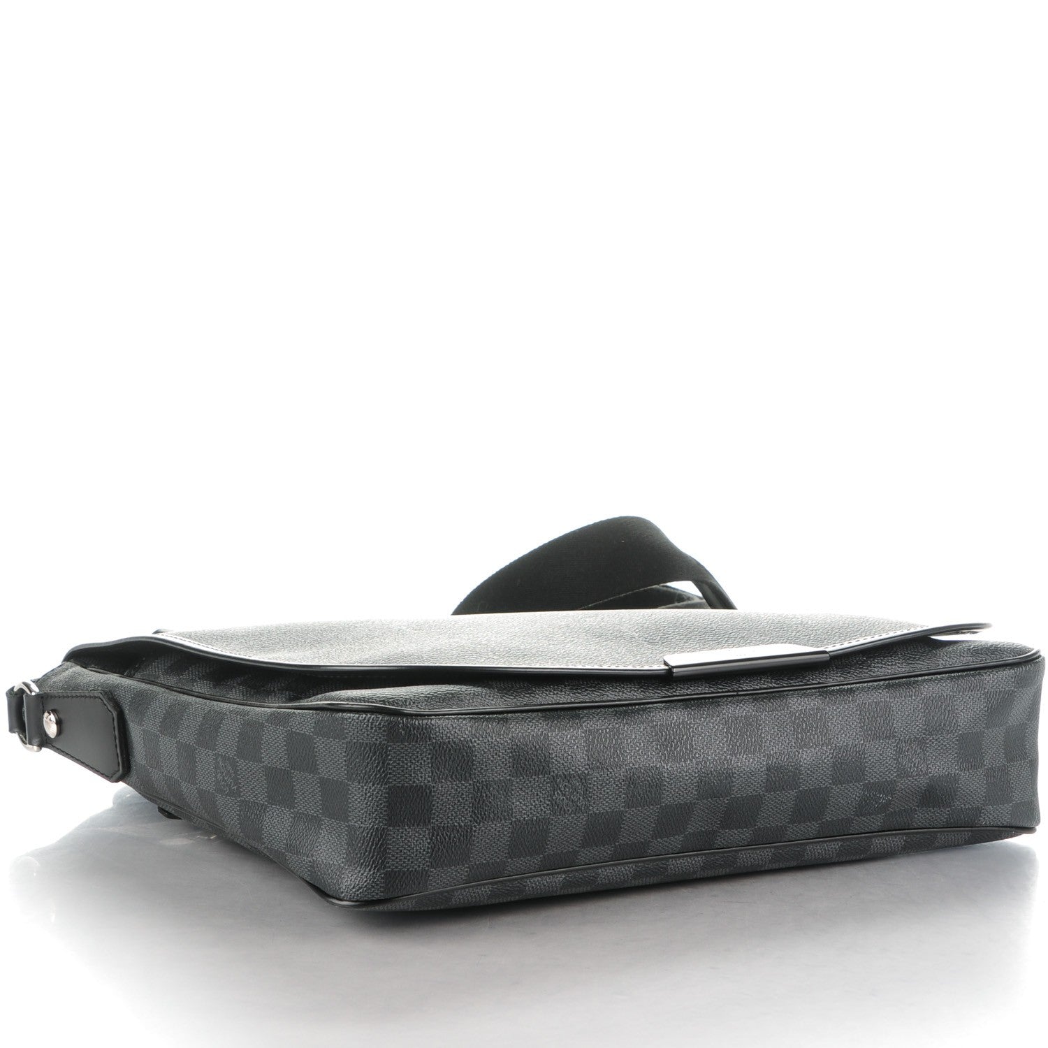 Louis Vuitton Damier Graphite Daniel MM 8 of 8