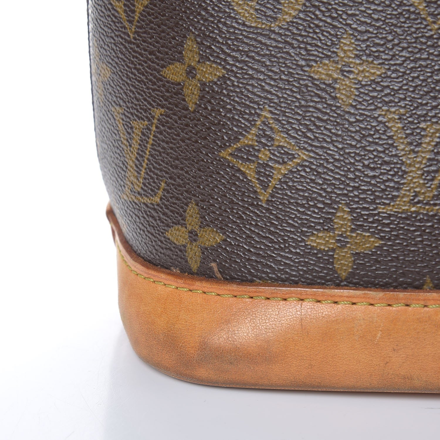 Louis Vuitton Monogram Alma PM 12 of 19