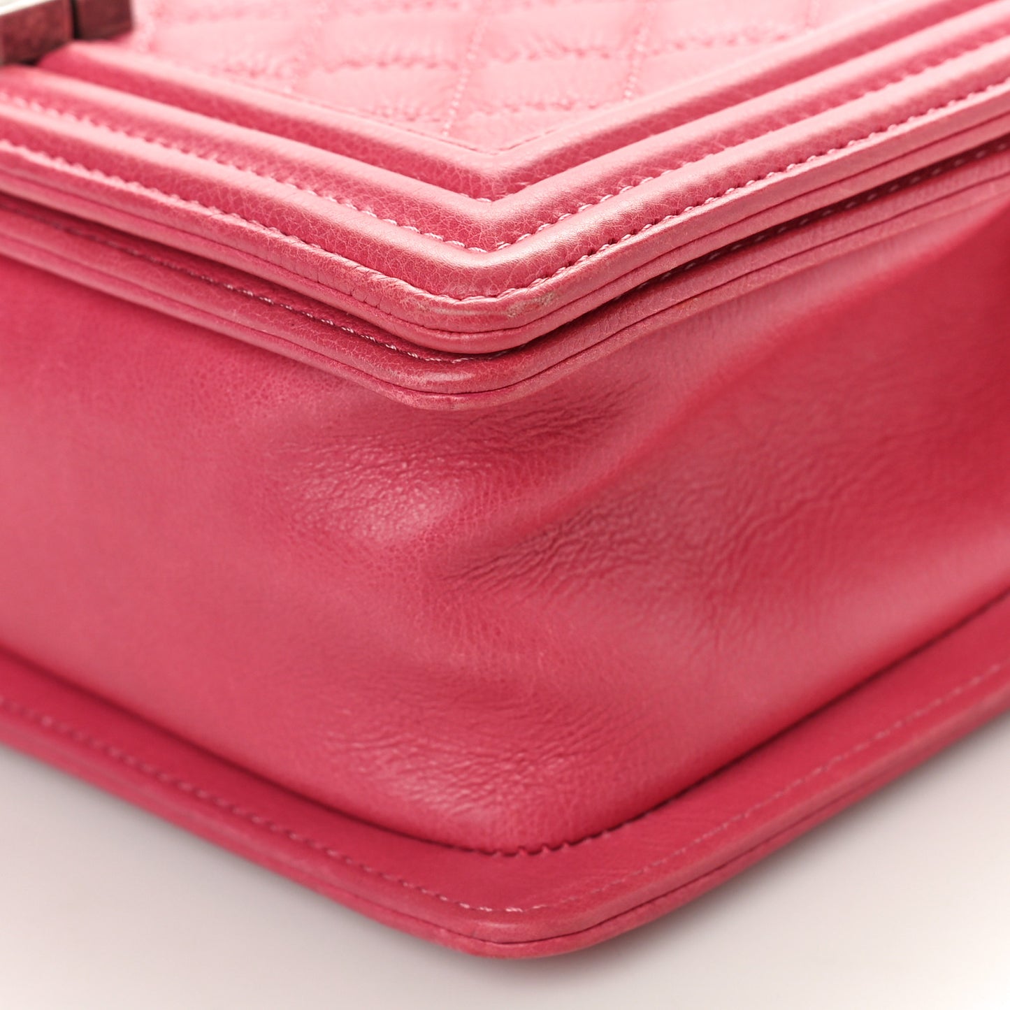 Calfskin Quilted Medium Boy Flap Pink