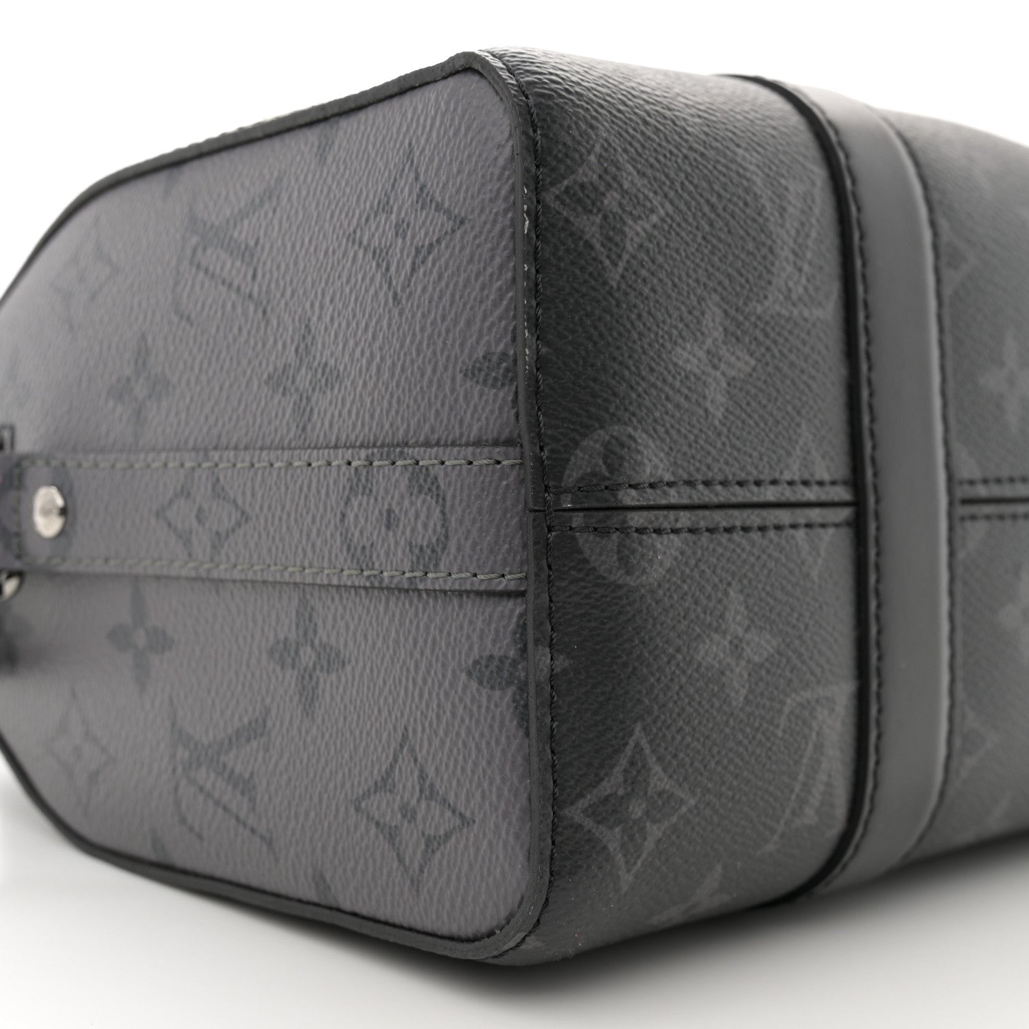 Louis Vuitton Reverse Monogram Eclipse City Keepall 8 of 11