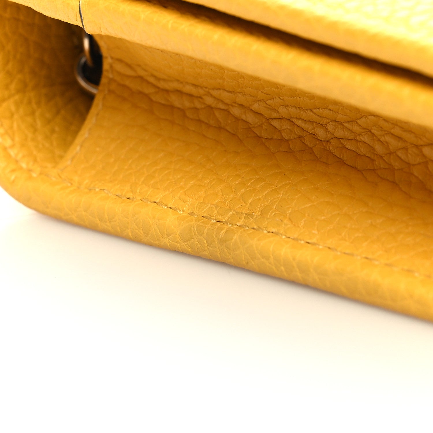 Gucci Pebbled Calfskin Soho Wallet On Chain New Buttercup 10 of 11