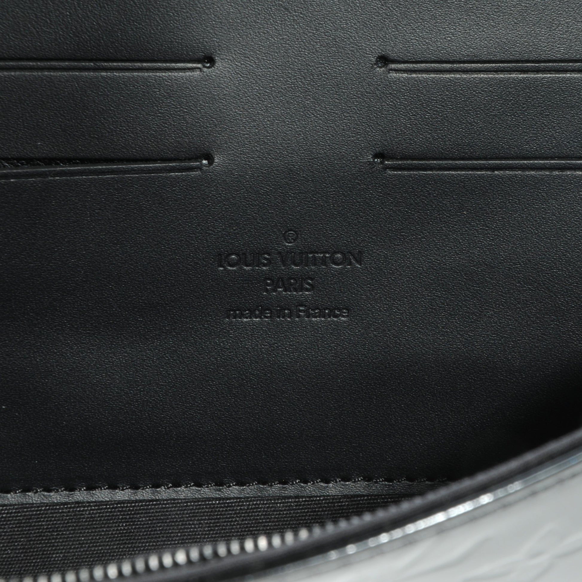 Louis Vuitton Vernis Rossmore MM Noir Magnetique 6 of 7