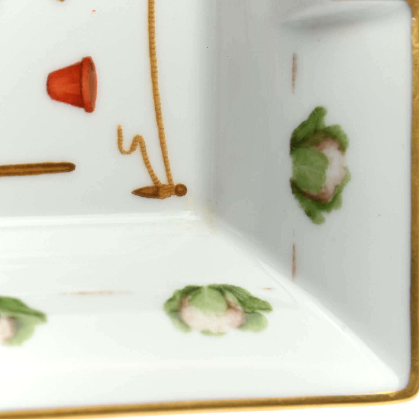 Porcelain Gardening Goods Ashtray