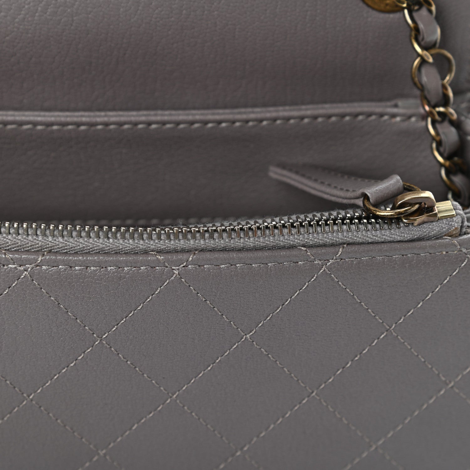 Chanel Shiny Calfskin Goatskin Quilted Small Coco Curve Messenger Flap Grey 10 of 10