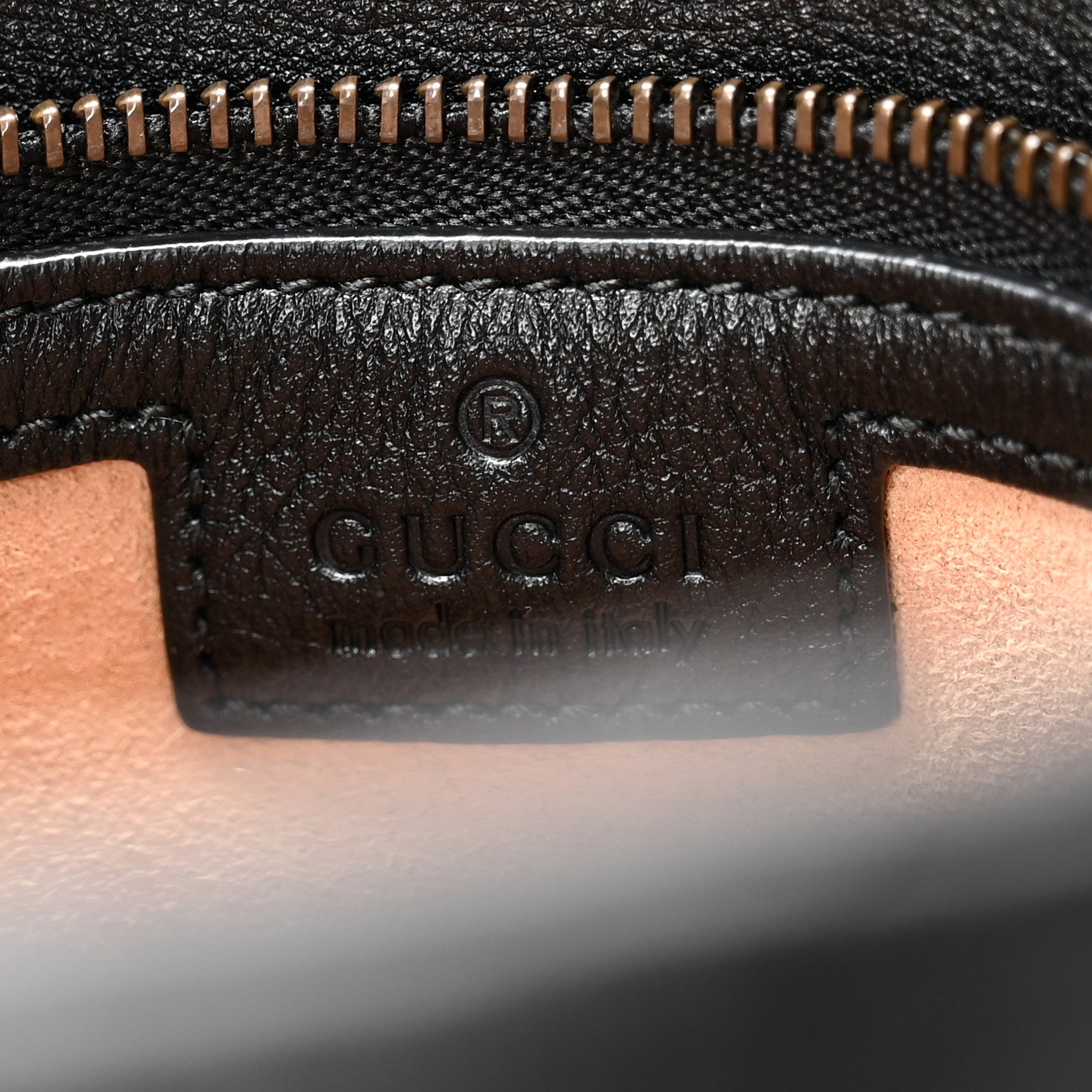 Gucci Softy Wonka Textured Dollar Calfskin Medium Diana Shoulder Bag Black Dusty Grey 6 of 10