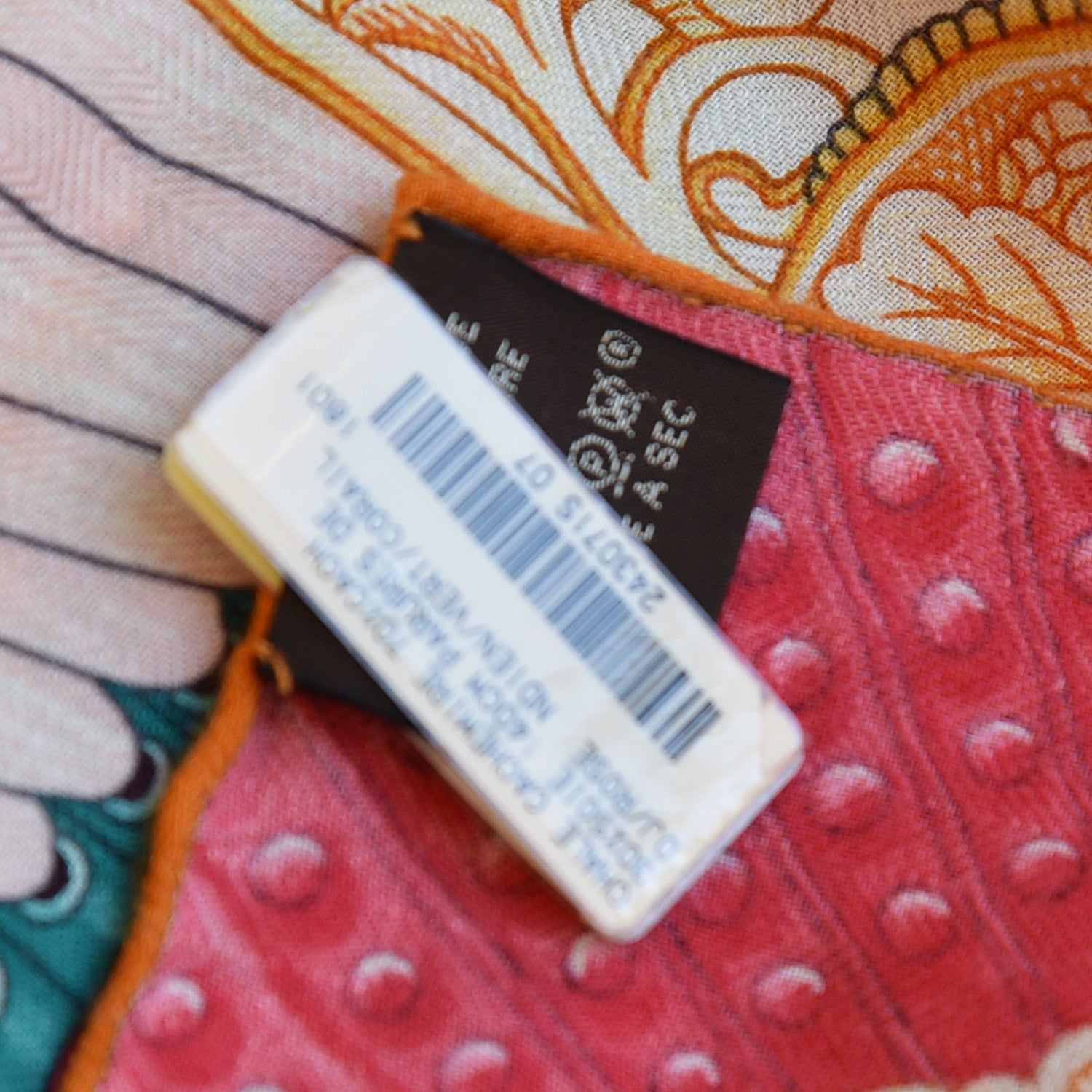 Hermes Cashmere Silk Parures De Samourais Shawl 140 Rose Indien Vert Corail 7 of 7