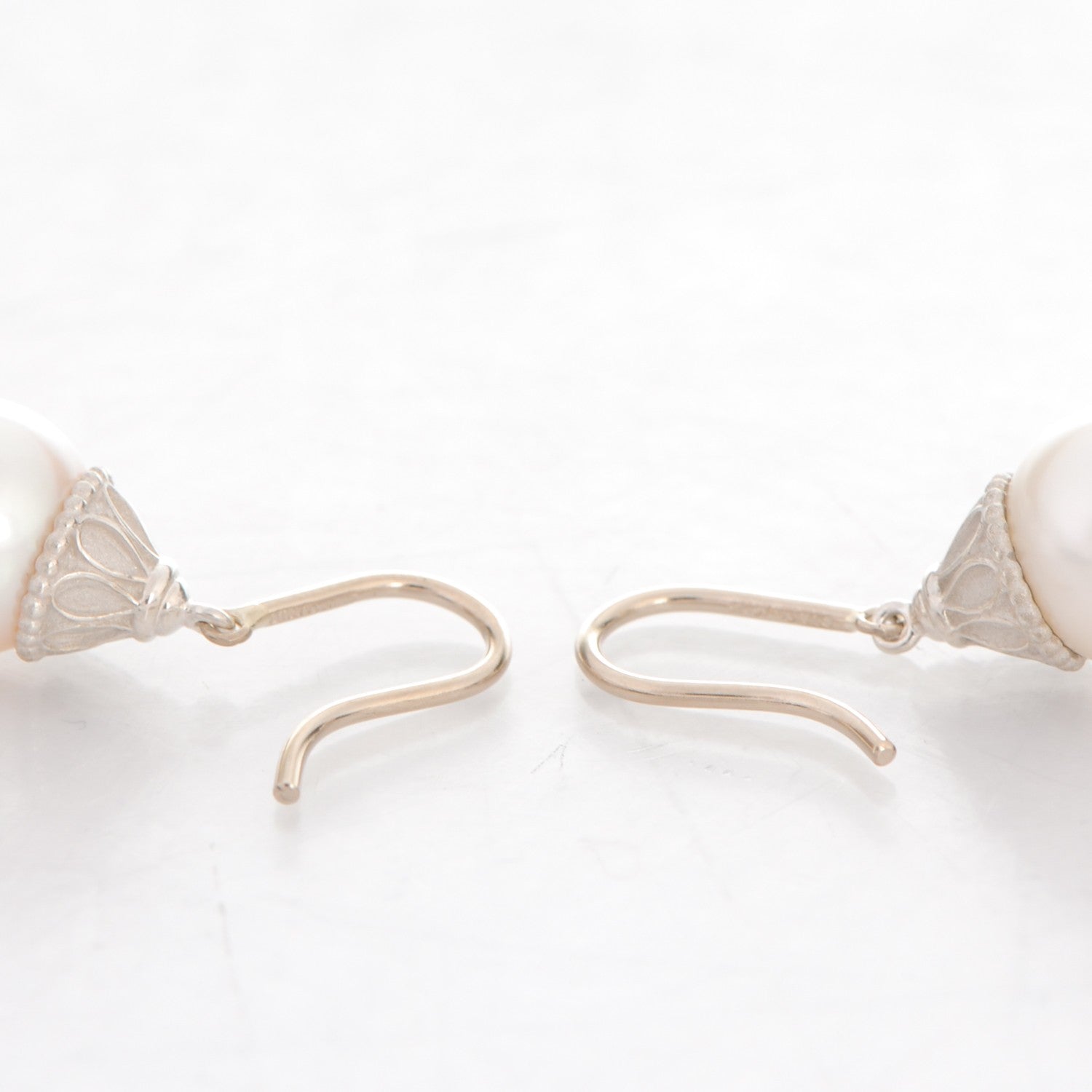 Tiffany Sterling Silver Pearl Ziegfeld Earrings 4 of 4