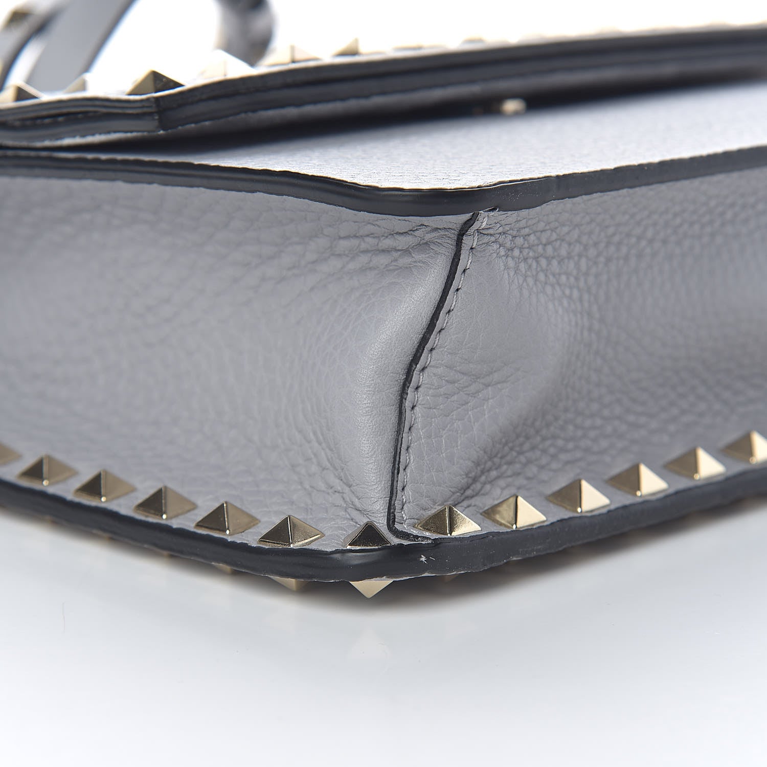 Valentino Garavani Pebbled Calfskin Rockstud Side Slip Crossbody Pastel Grey 8 of 10