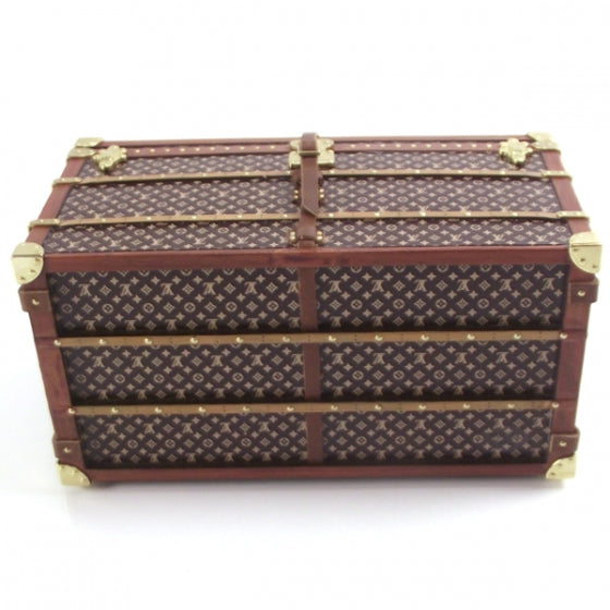 Miss France Trunk Paperweight
