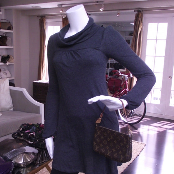 Monogram Pochette