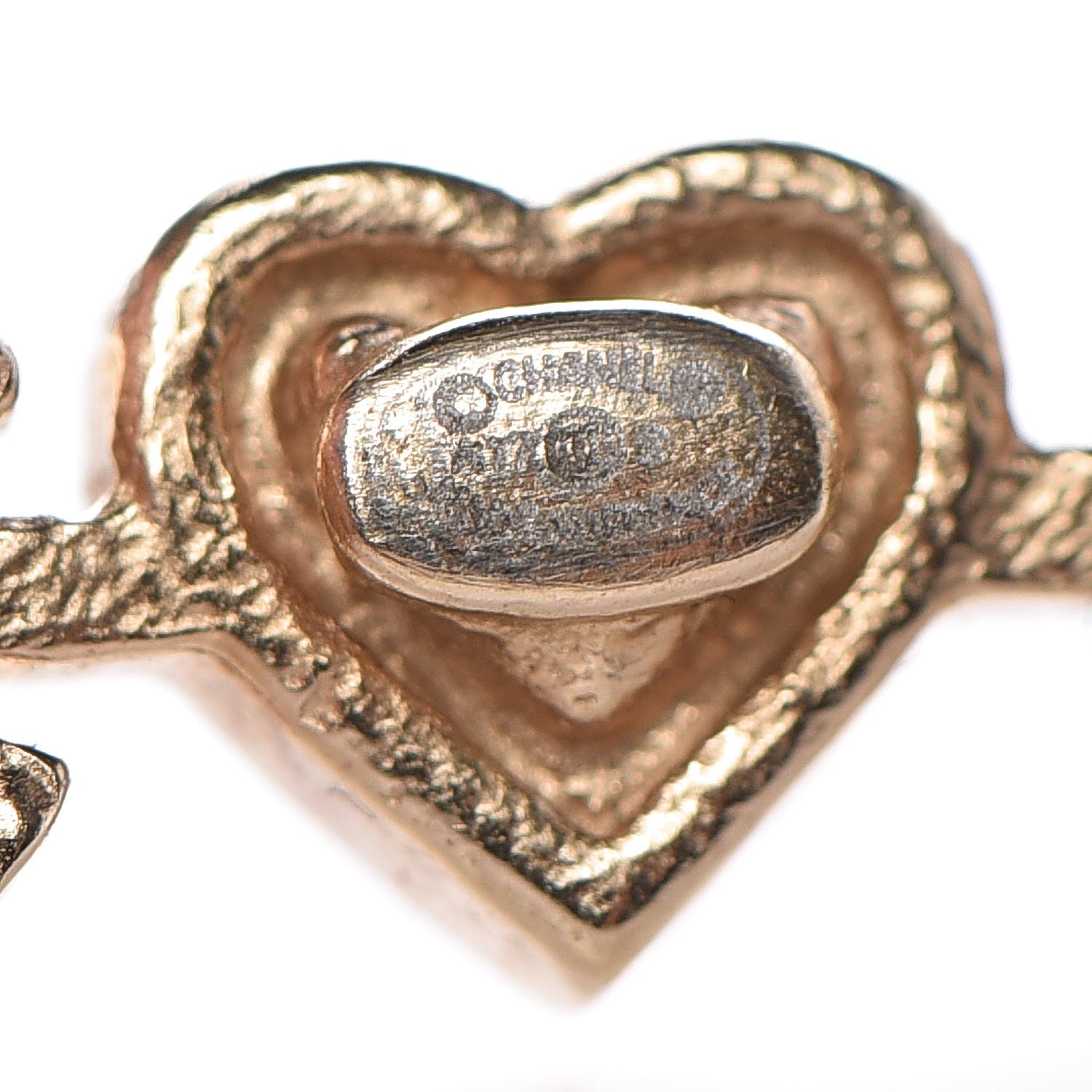 Chanel Enamel Pearl I Heart CC Brooch Gold 4 of 5